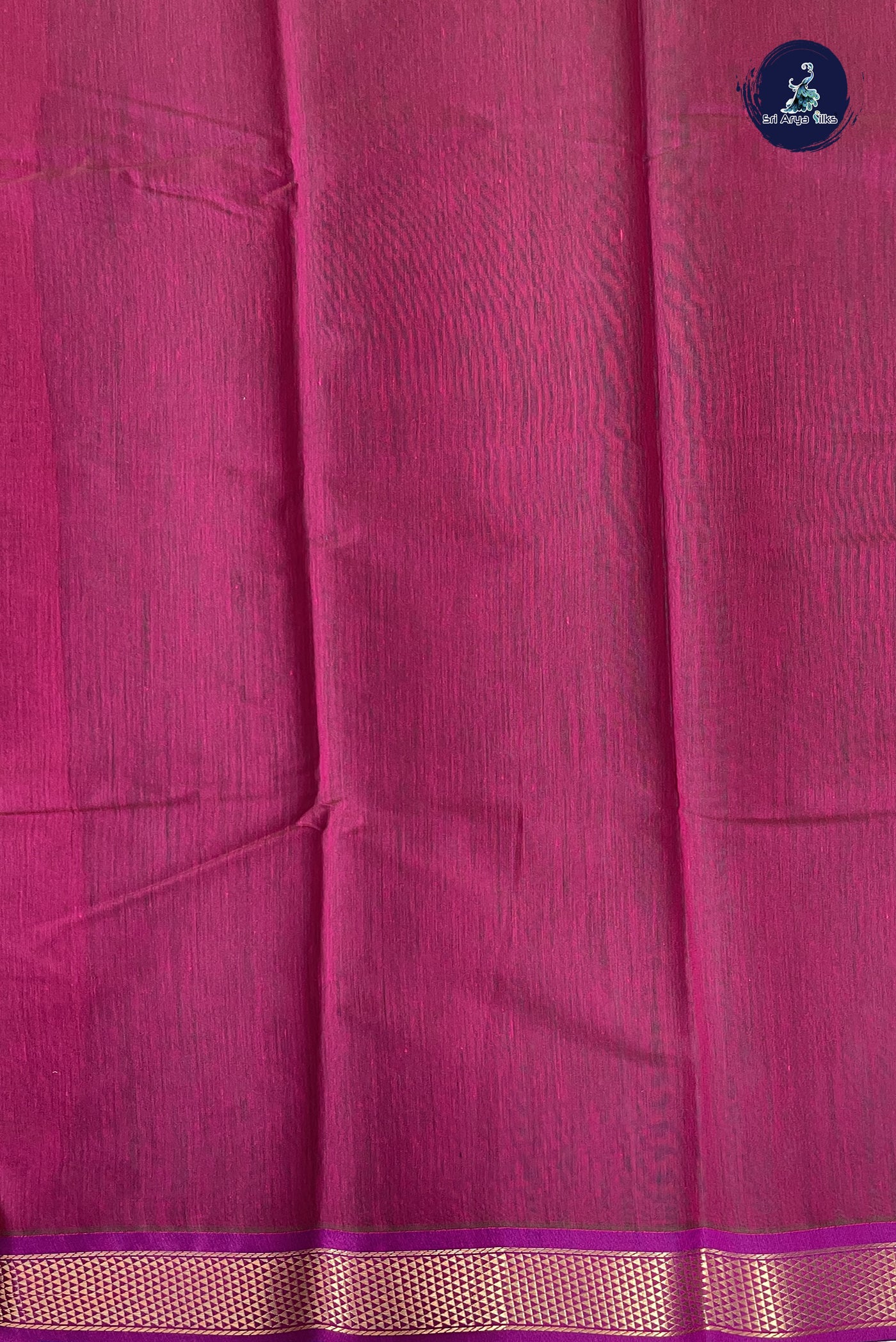 Green Budget Semi Silk Cotton Saree With Plain Pattern