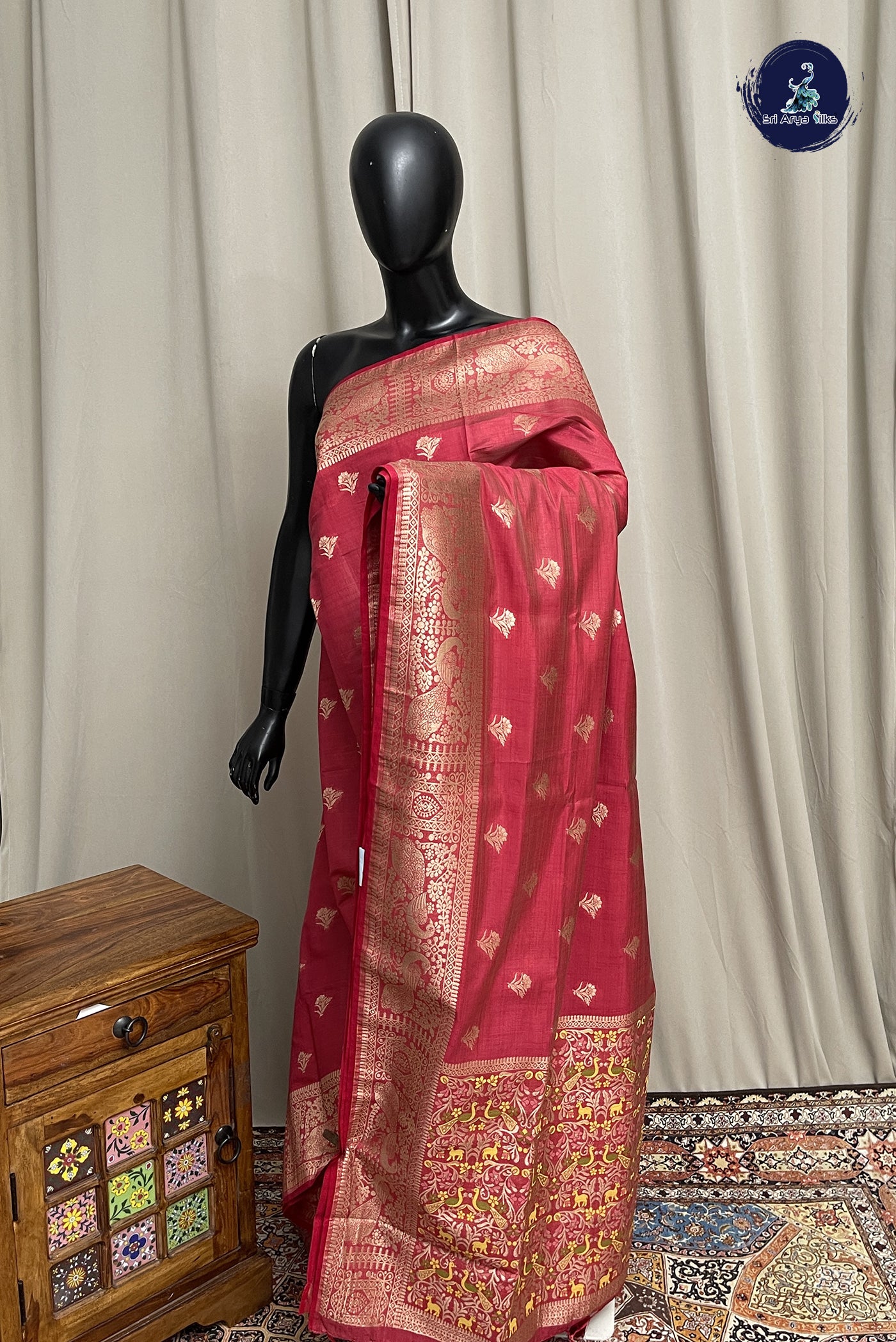 Reddish Pink Semi Tussar Saree With Zari Buttas Pattern
