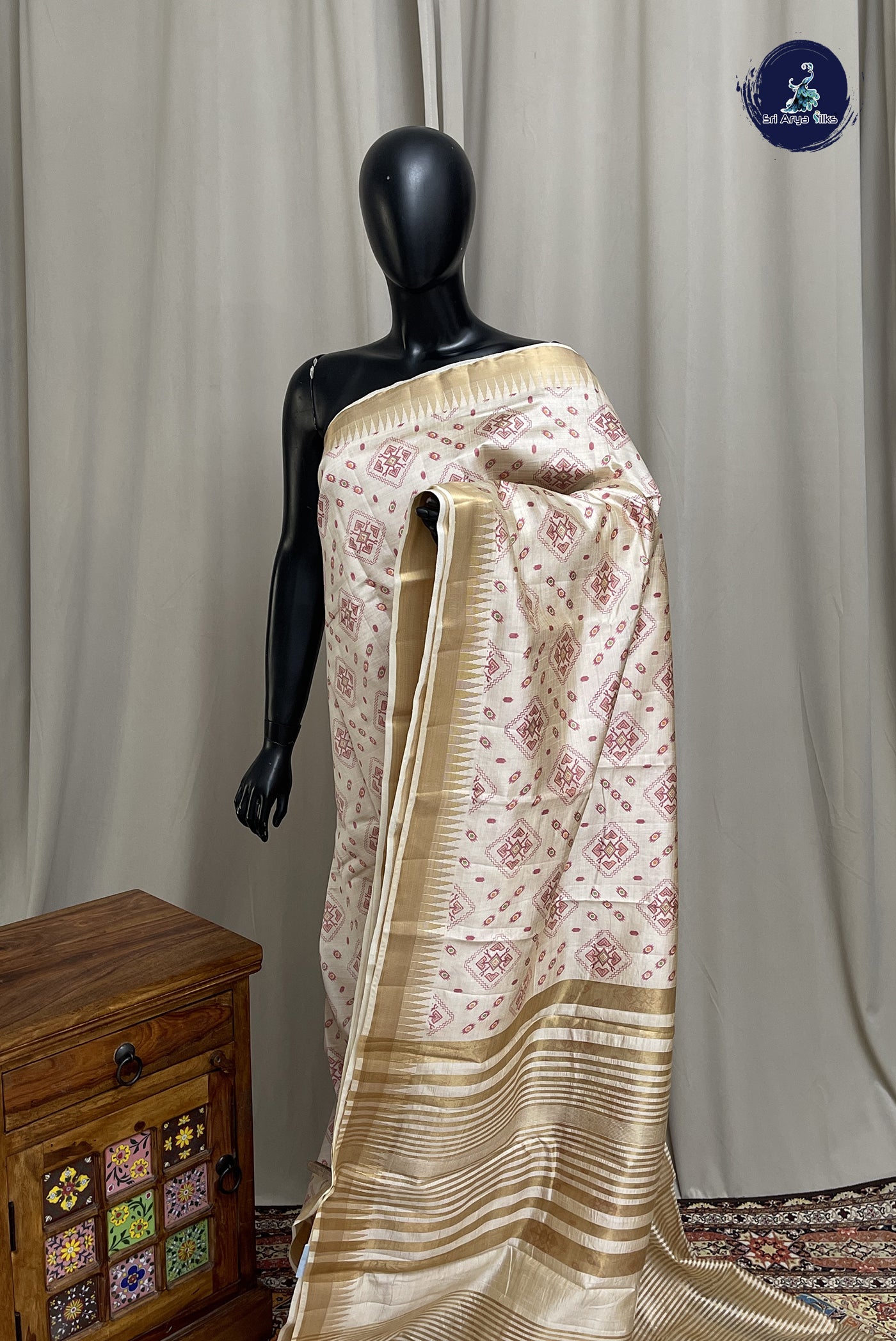 Off White Semi Tussar Saree With Printed Pattern