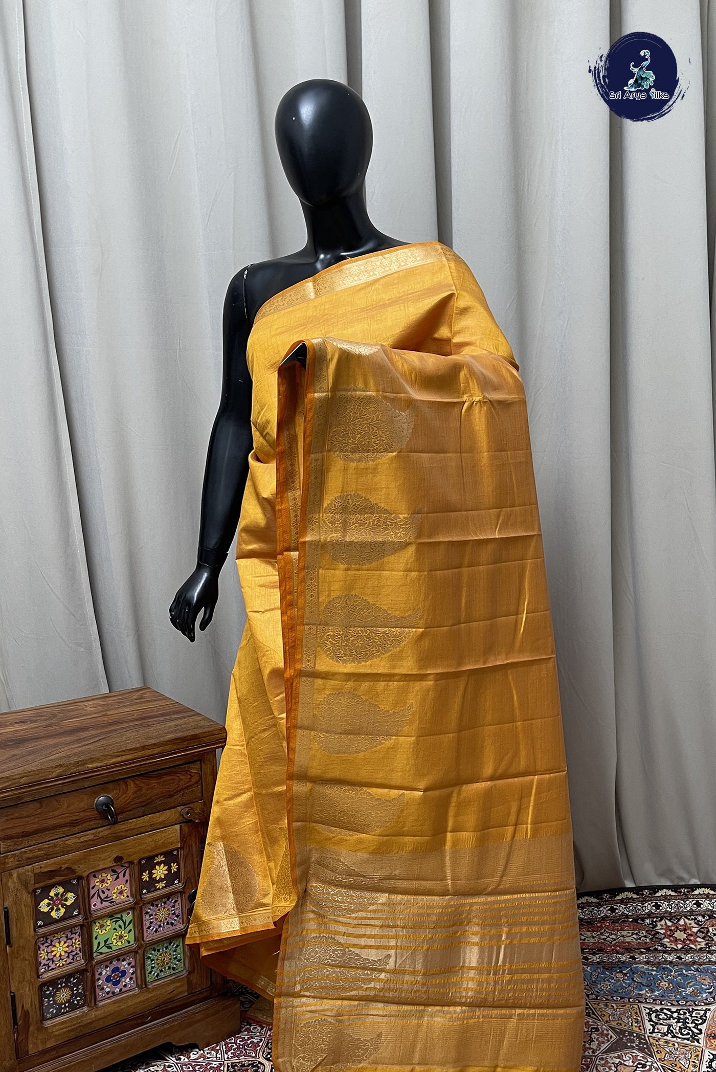 Mustard Yellow Semi Tussar Saree With Plain Pattern
