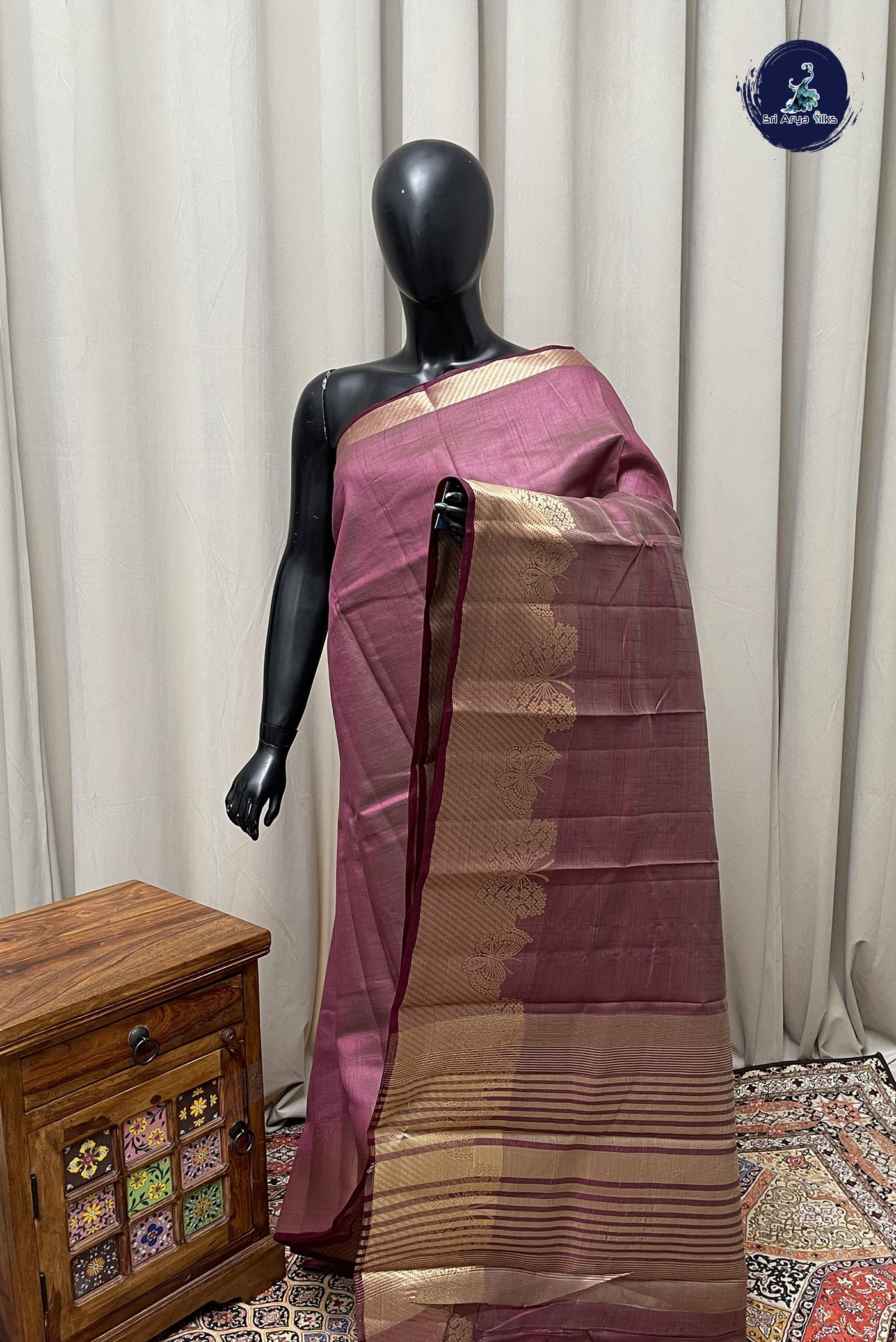 Burgundy Semi Tussar Saree With Plain Pattern