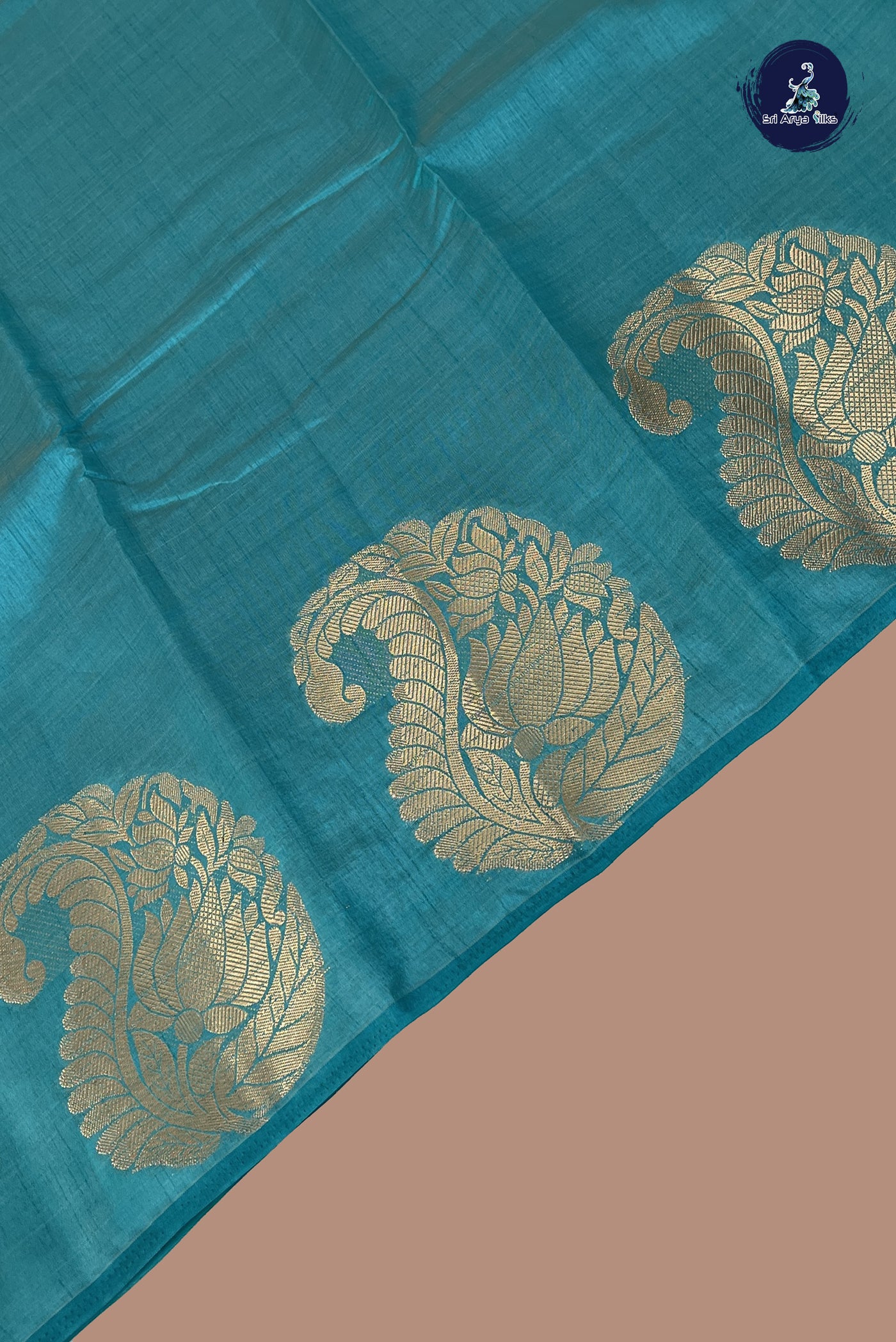 Turquoise Semi Tussar Saree With Plain Pattern