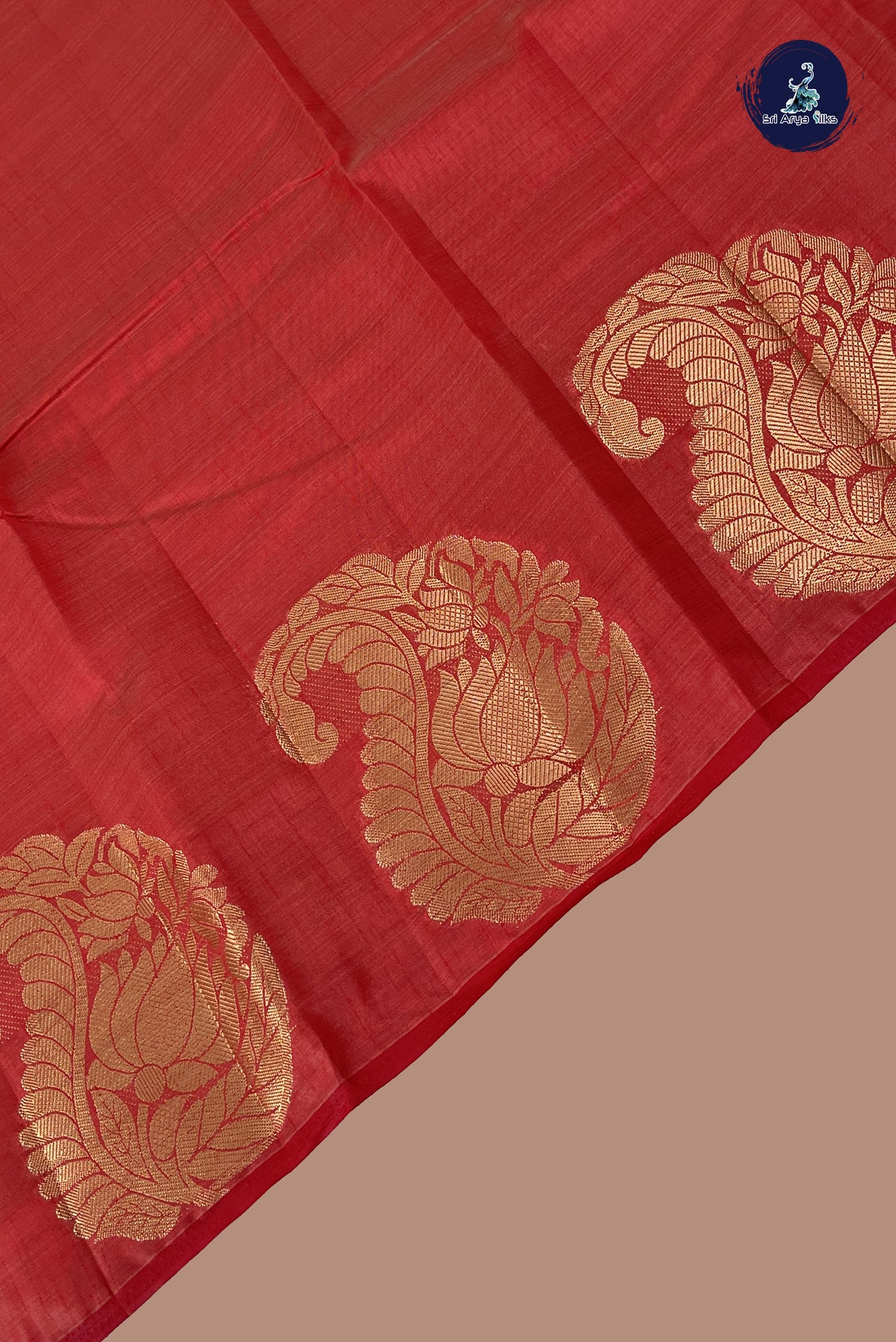 Red Semi Tussar Saree With Plain Pattern
