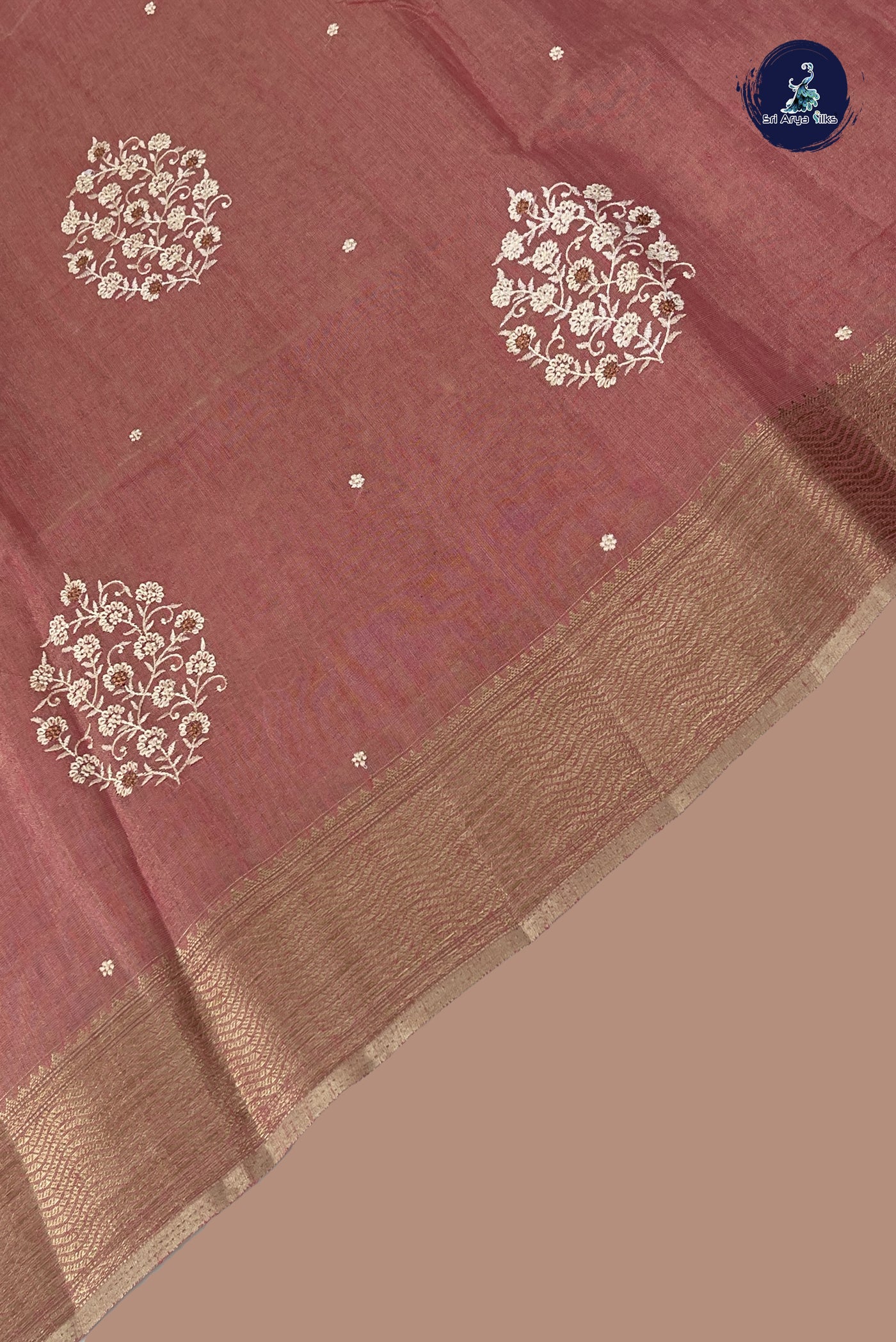 Pink Linen Saree With Embroidery Pattern