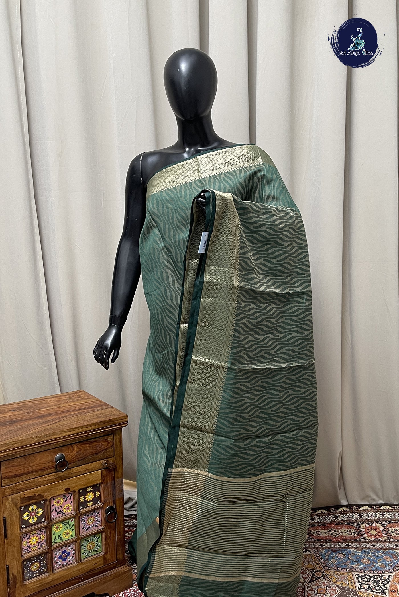Dark Green Semi Tussar Saree With Embossed Pattern