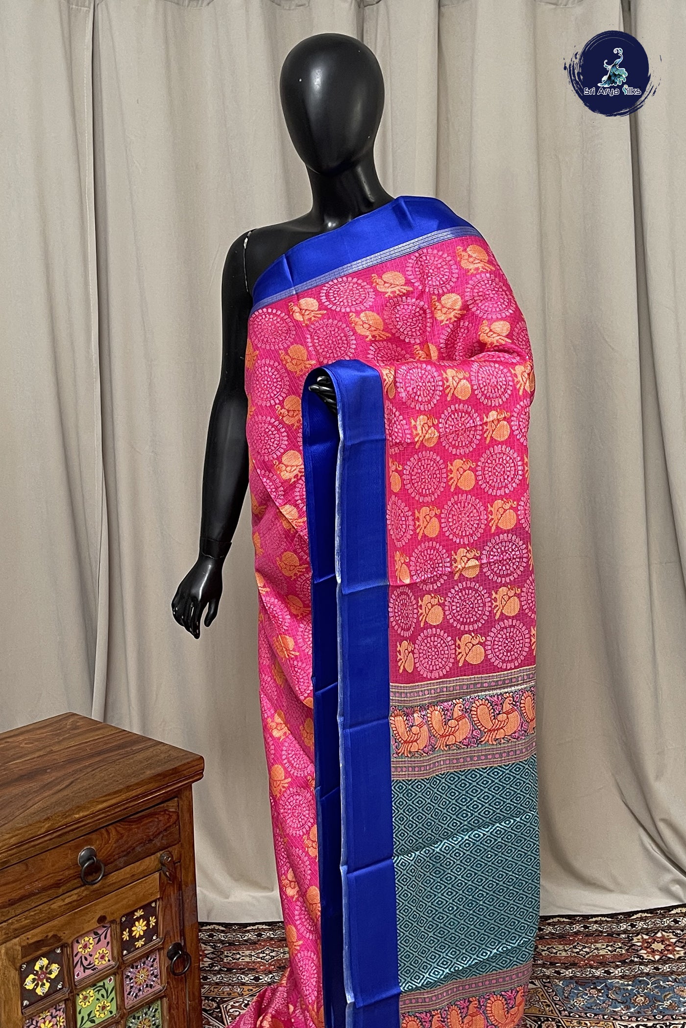 Pink Linen Saree With Printed Pattern