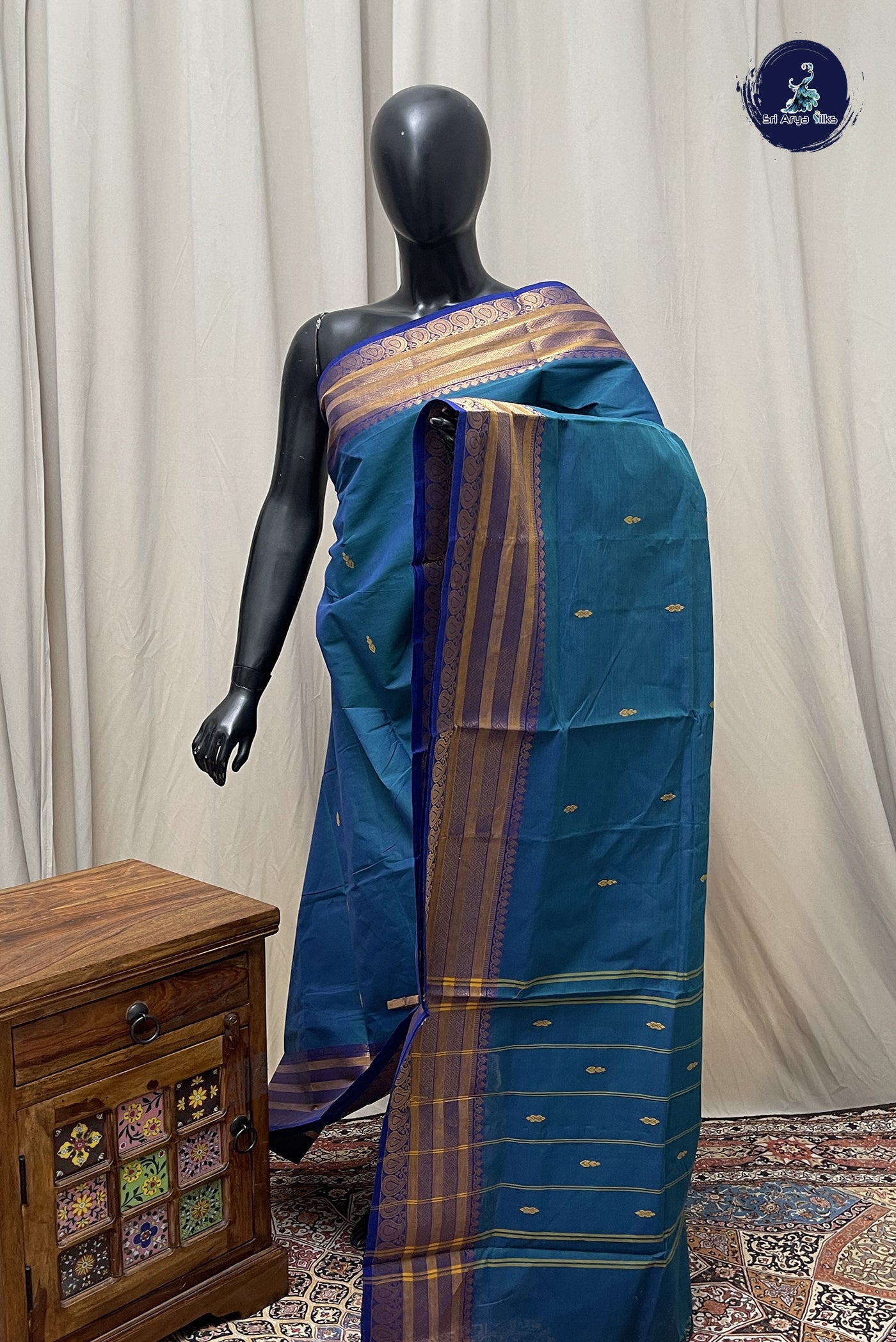 Dual Tone Blue Chettinad Cotton Saree With Buttas Pattern