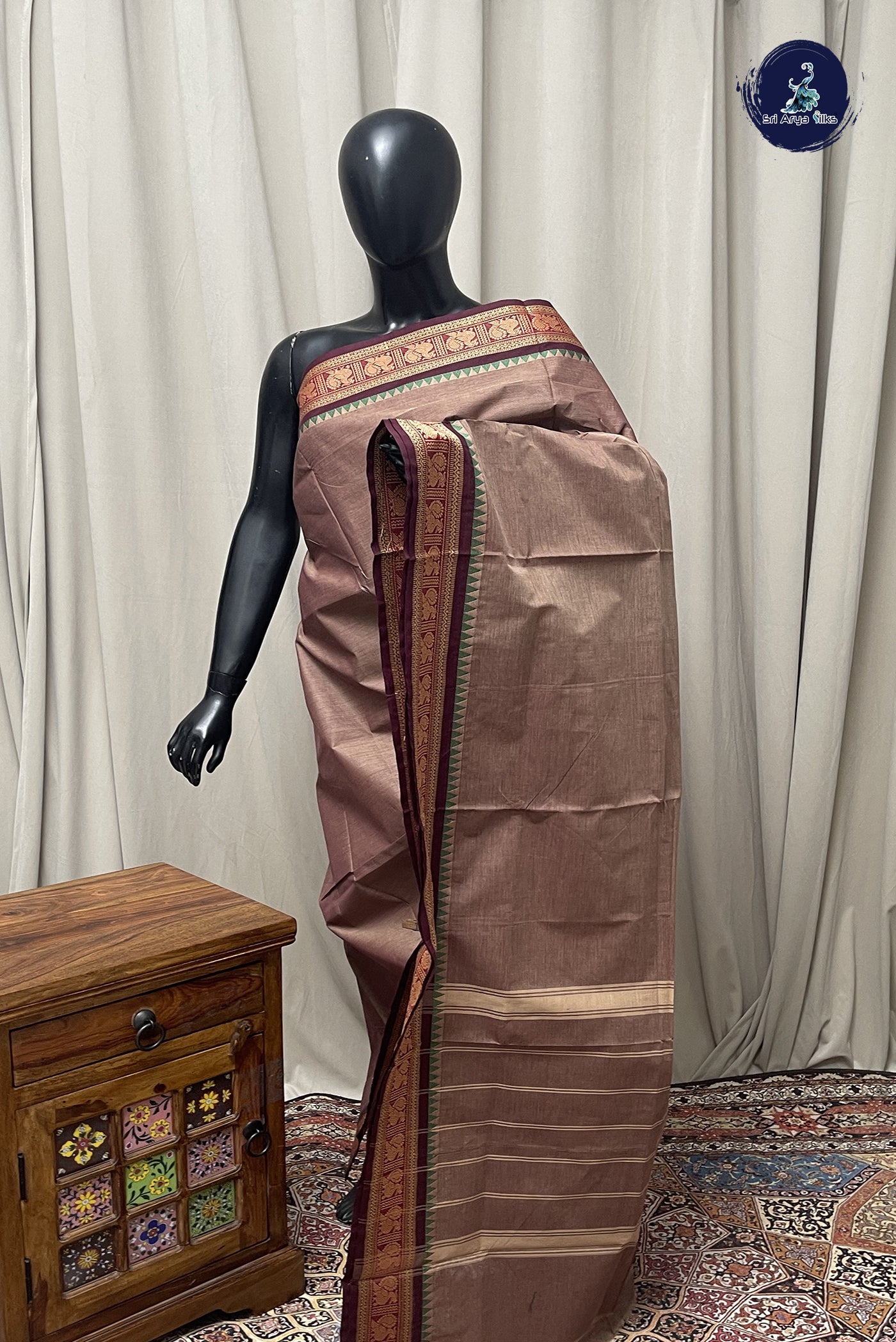 Chocolate Shade Chettinad Cotton Saree With Plain Pattern