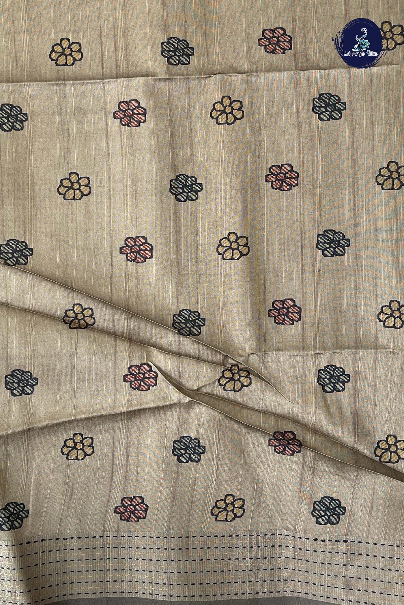 Mustard Yellow Semi Tussar Saree With Plain Pattern