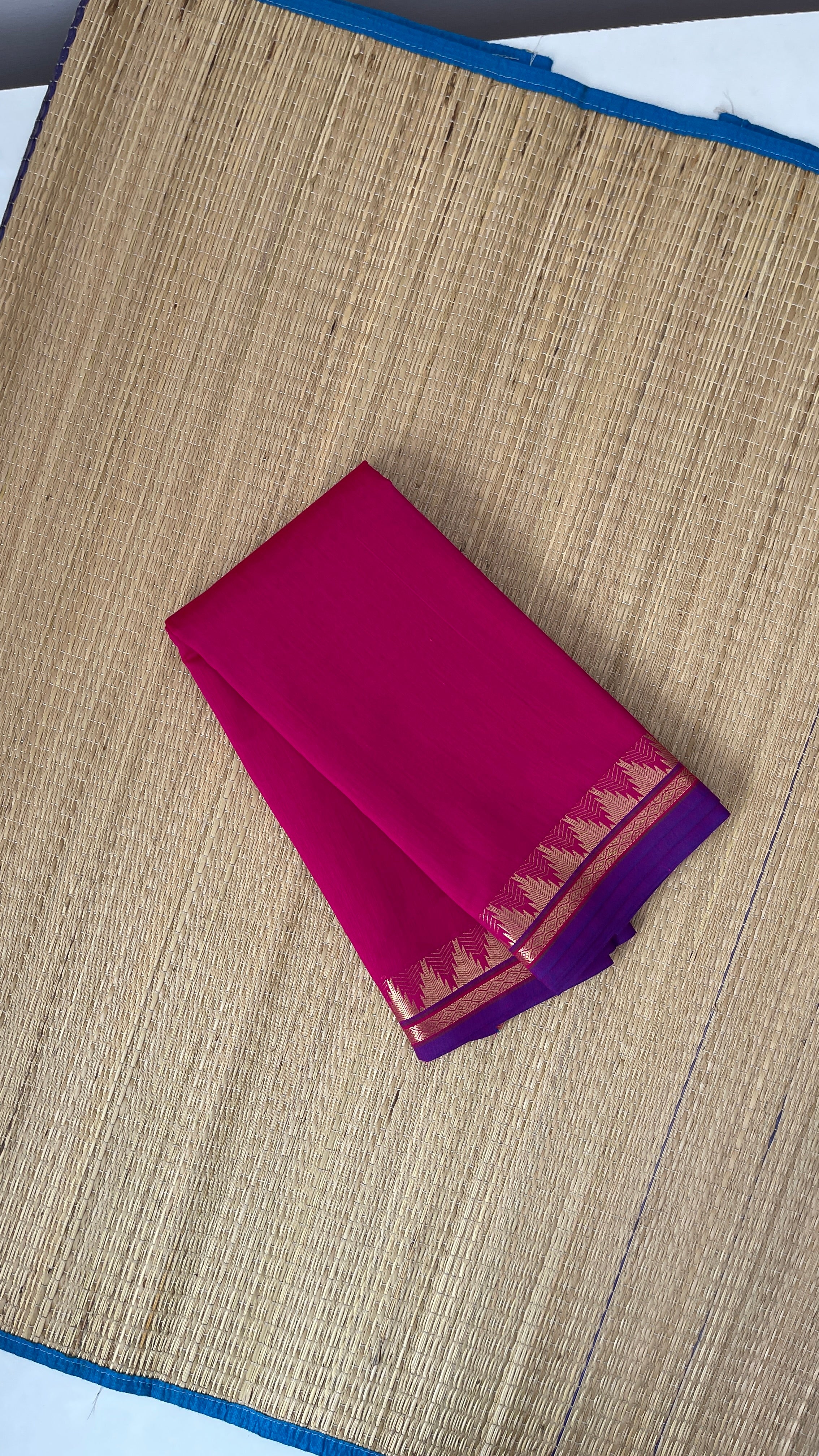 Dark Pink Budget Semi Silk Cotton Saree With Plain Pattern