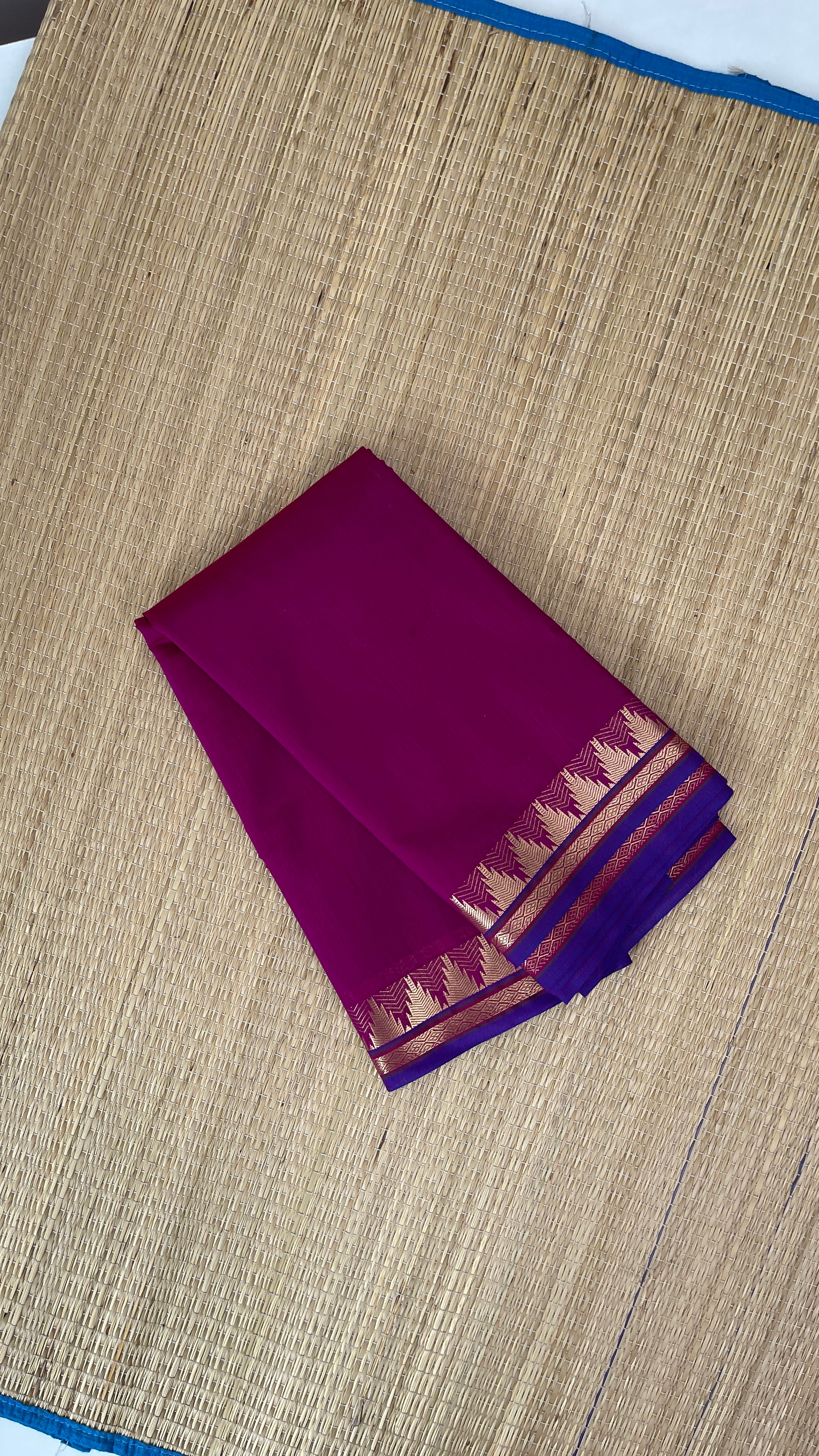 Magenta Budget Semi Silk Cotton Saree With Plain Pattern