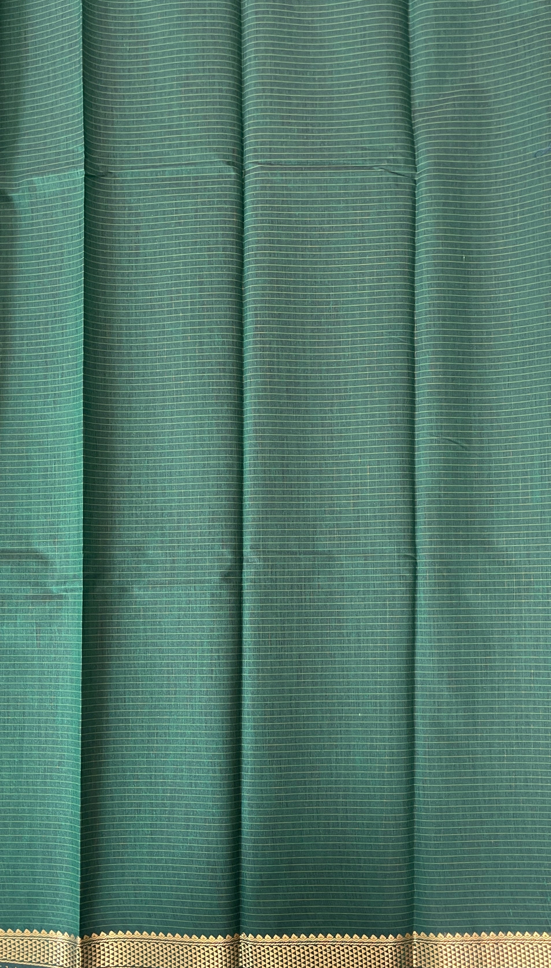 Bottle Green Budget Semi Silk Cotton Saree With Checked Pattern