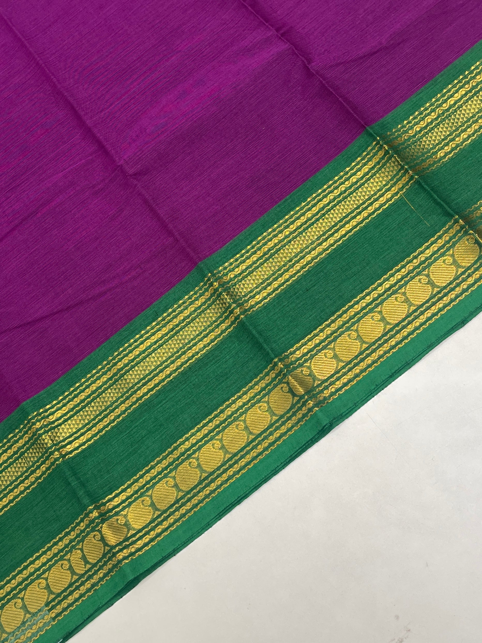 Dark Brinjal Kanchi Cotton Saree With Plain Pattern