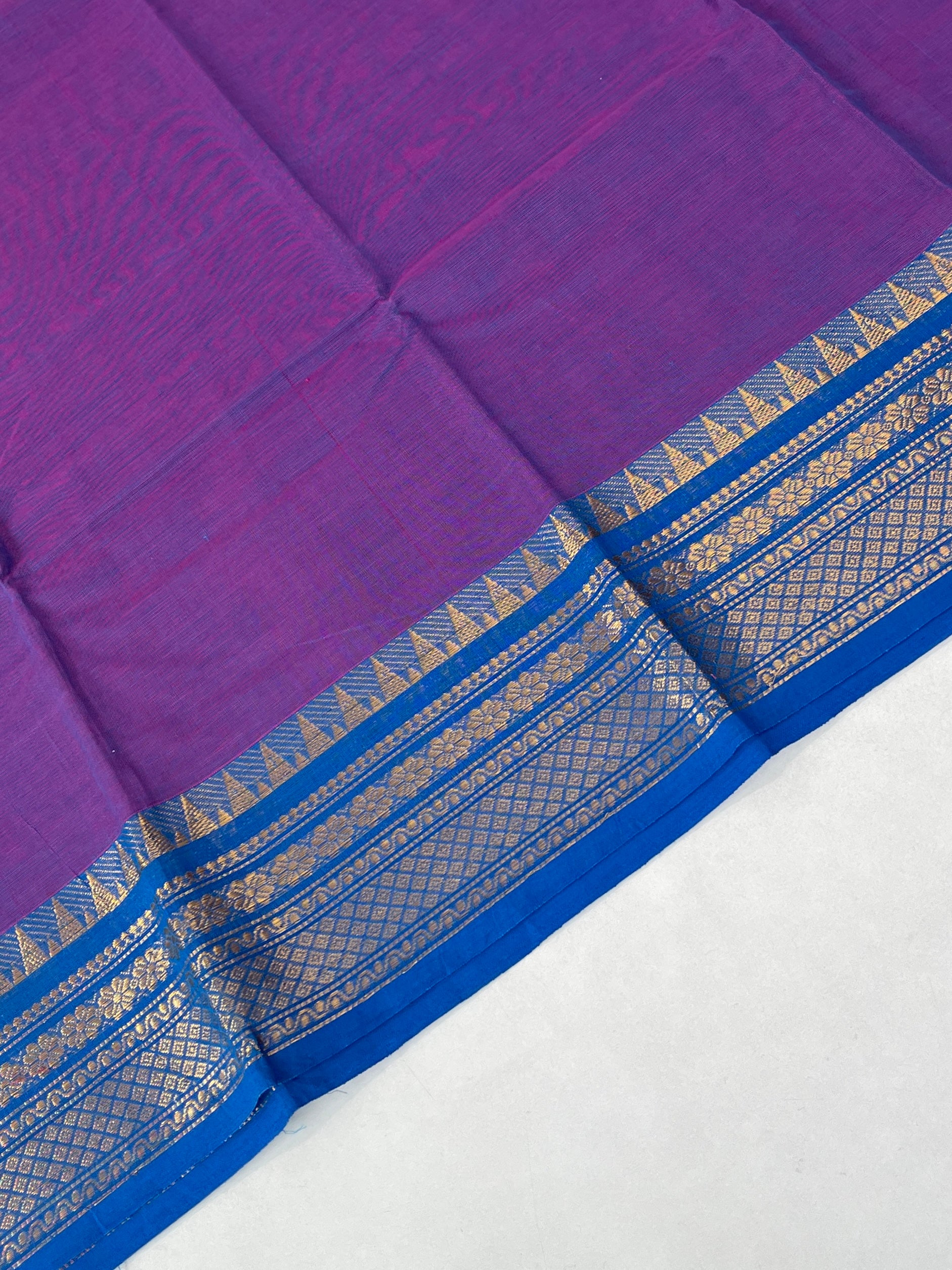 Dual Tone Purple Kanchi Cotton Saree With Plain Pattern