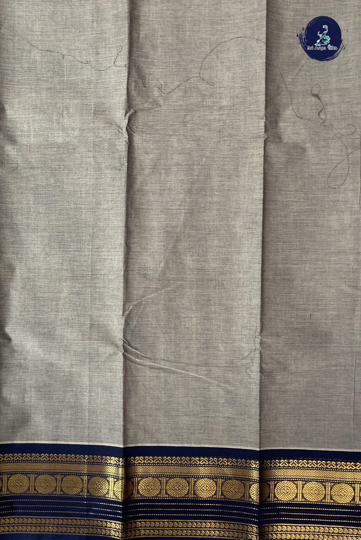 Grey Kanchi Cotton Saree With Plain Pattern