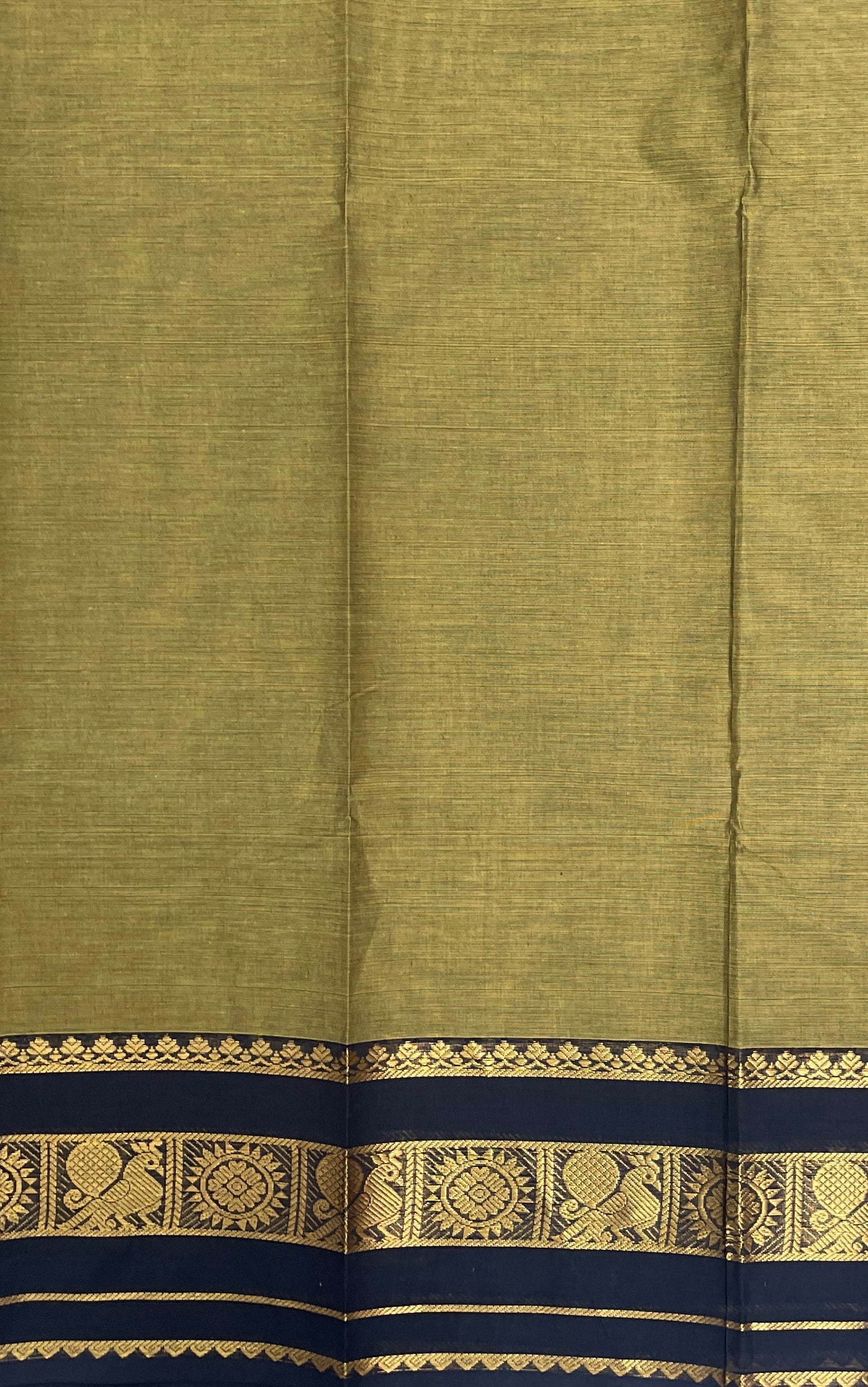 Mehendi Green Kanchi Cotton Saree With Plain Pattern