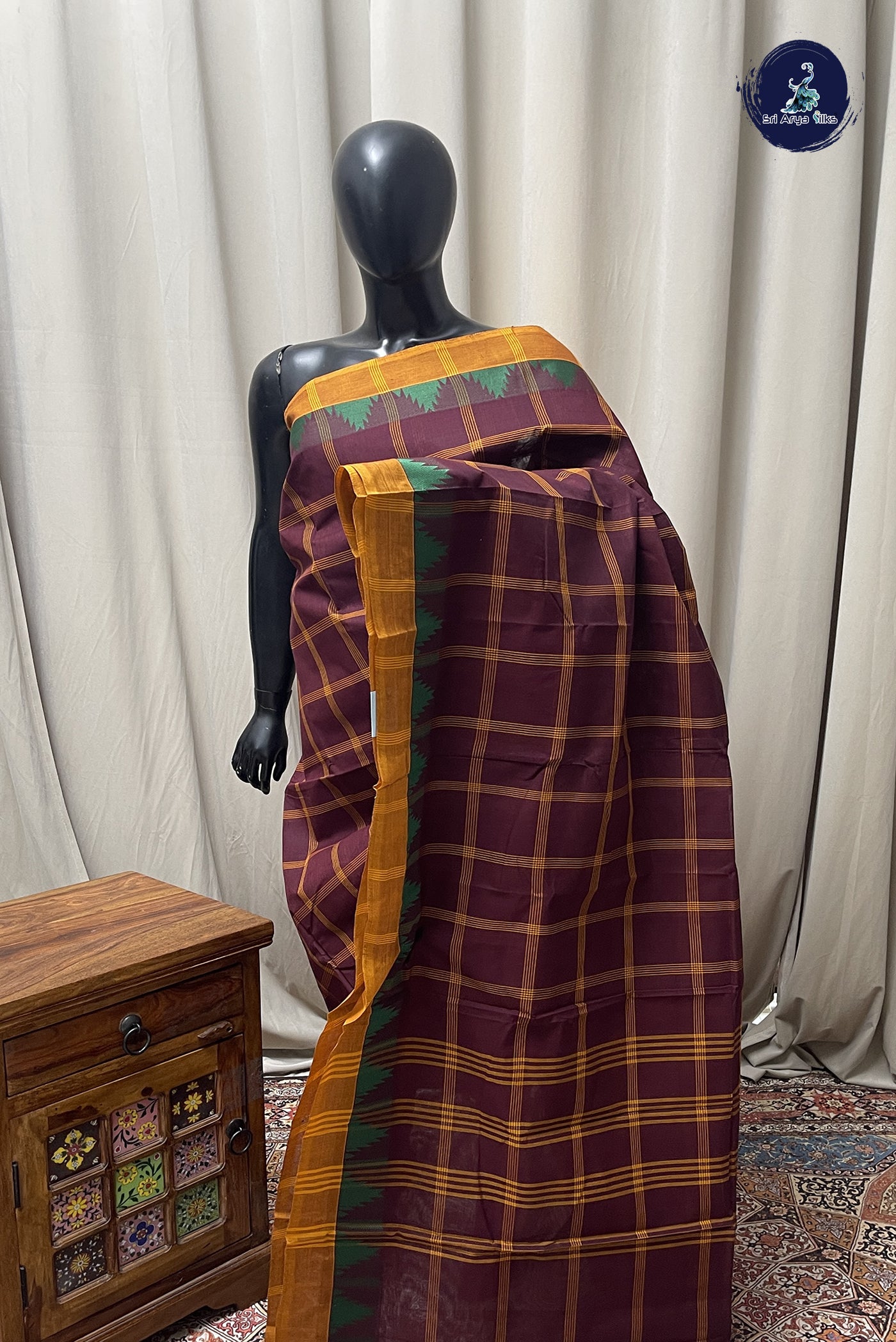 Coffee Brown Chettinad Cotton Saree With Checked Pattern