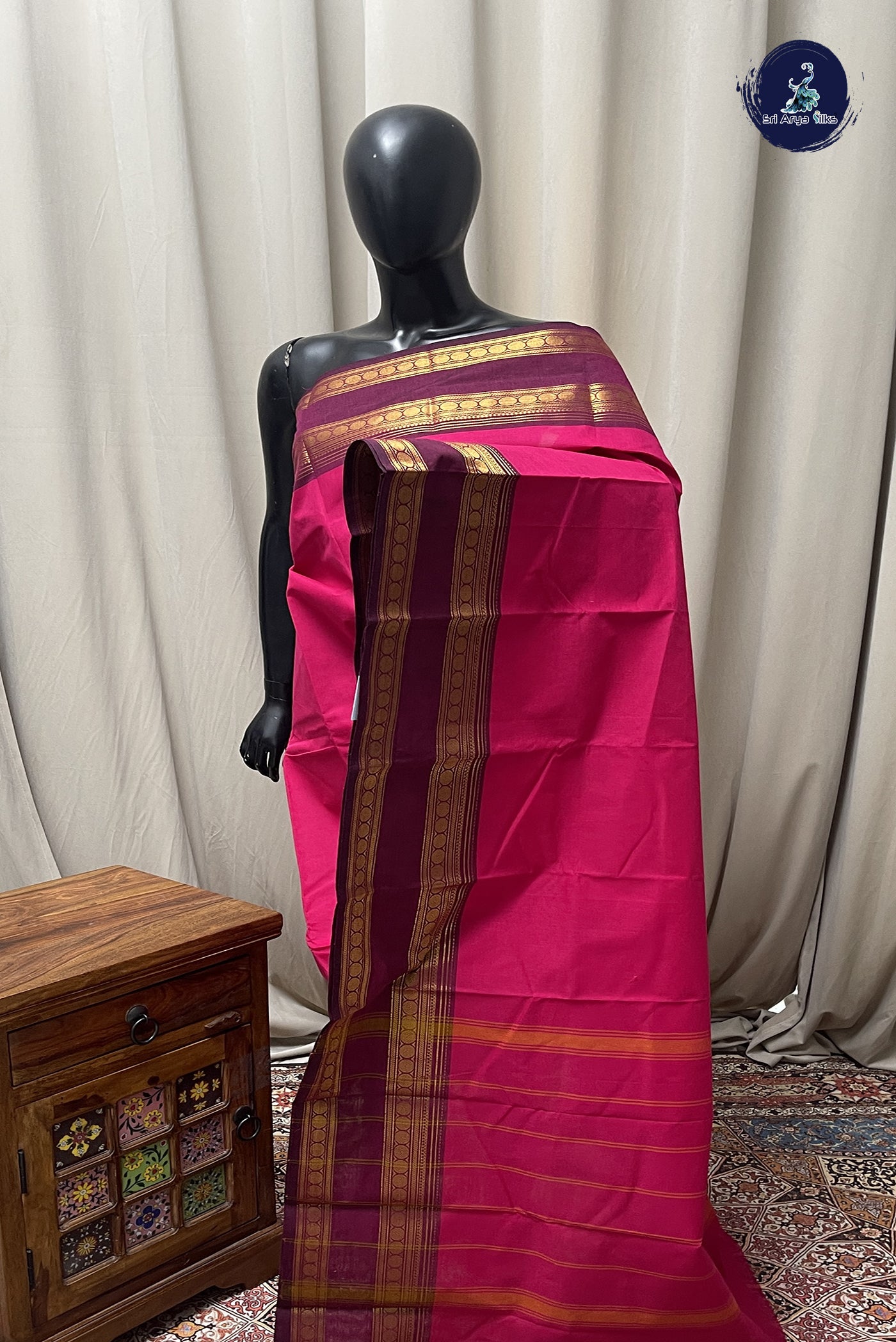 Magenta Chettinad Cotton Saree With Plain Pattern