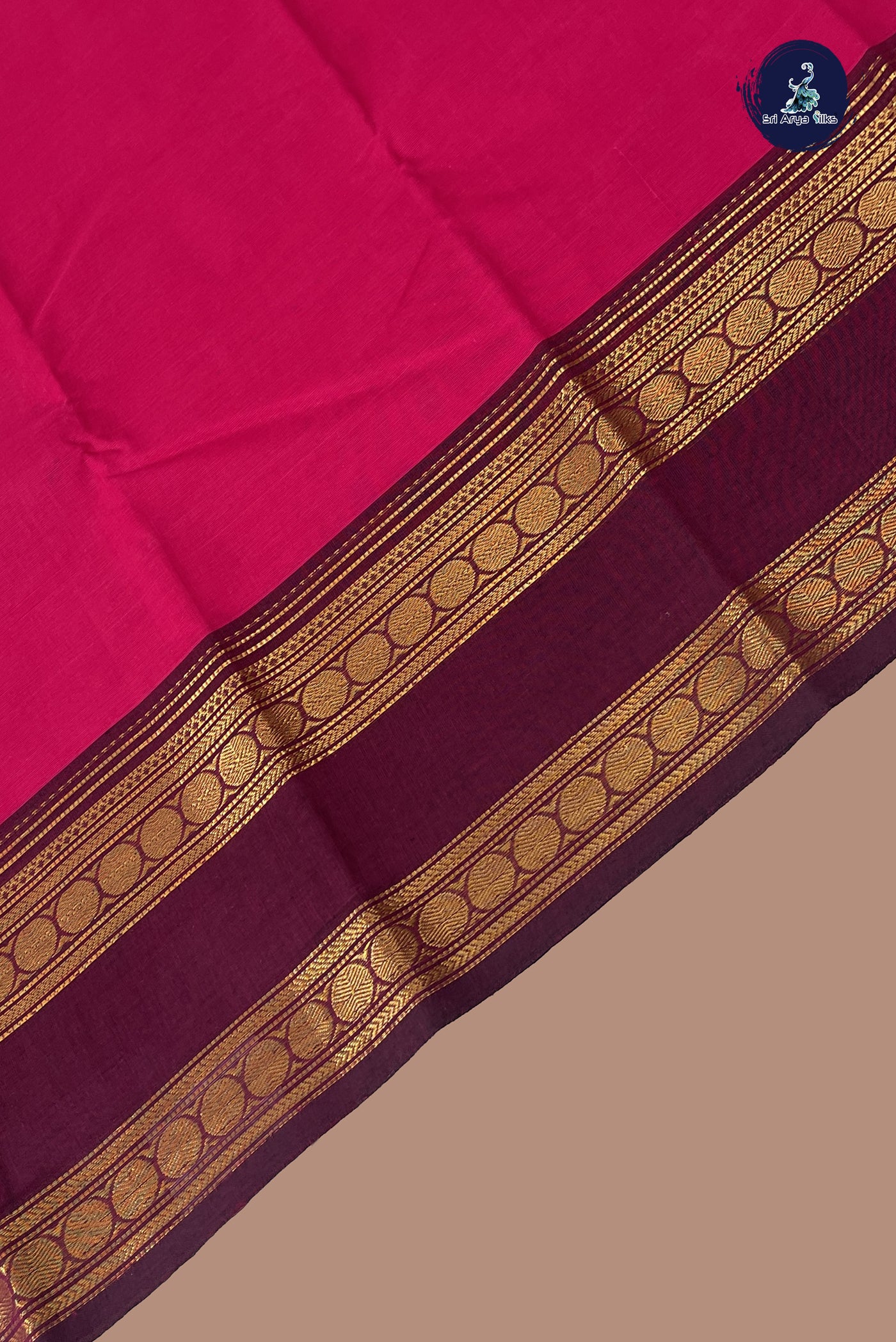 Magenta Chettinad Cotton Saree With Plain Pattern
