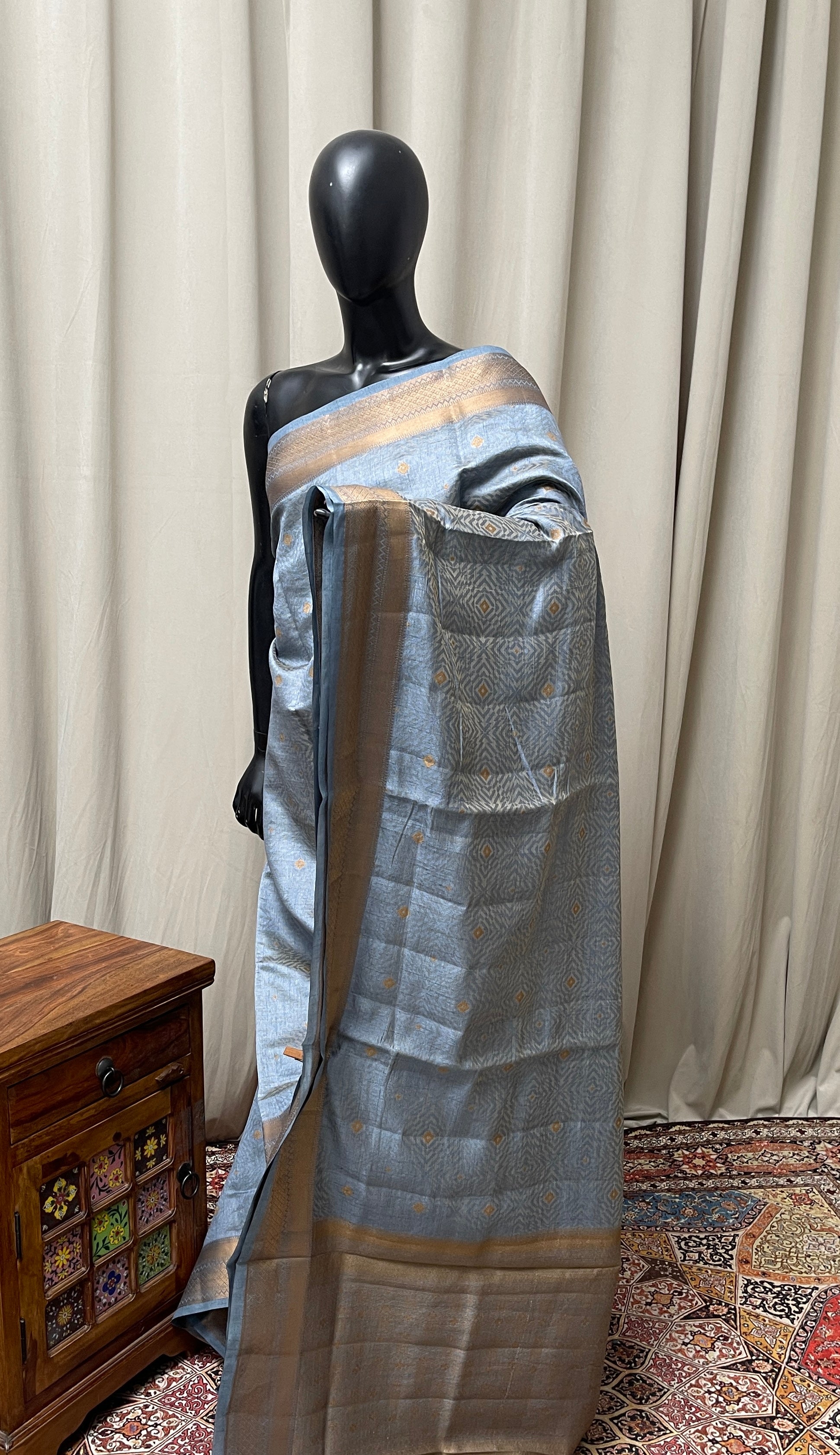 Grey Semi Tussar Saree With Embossed Pattern
