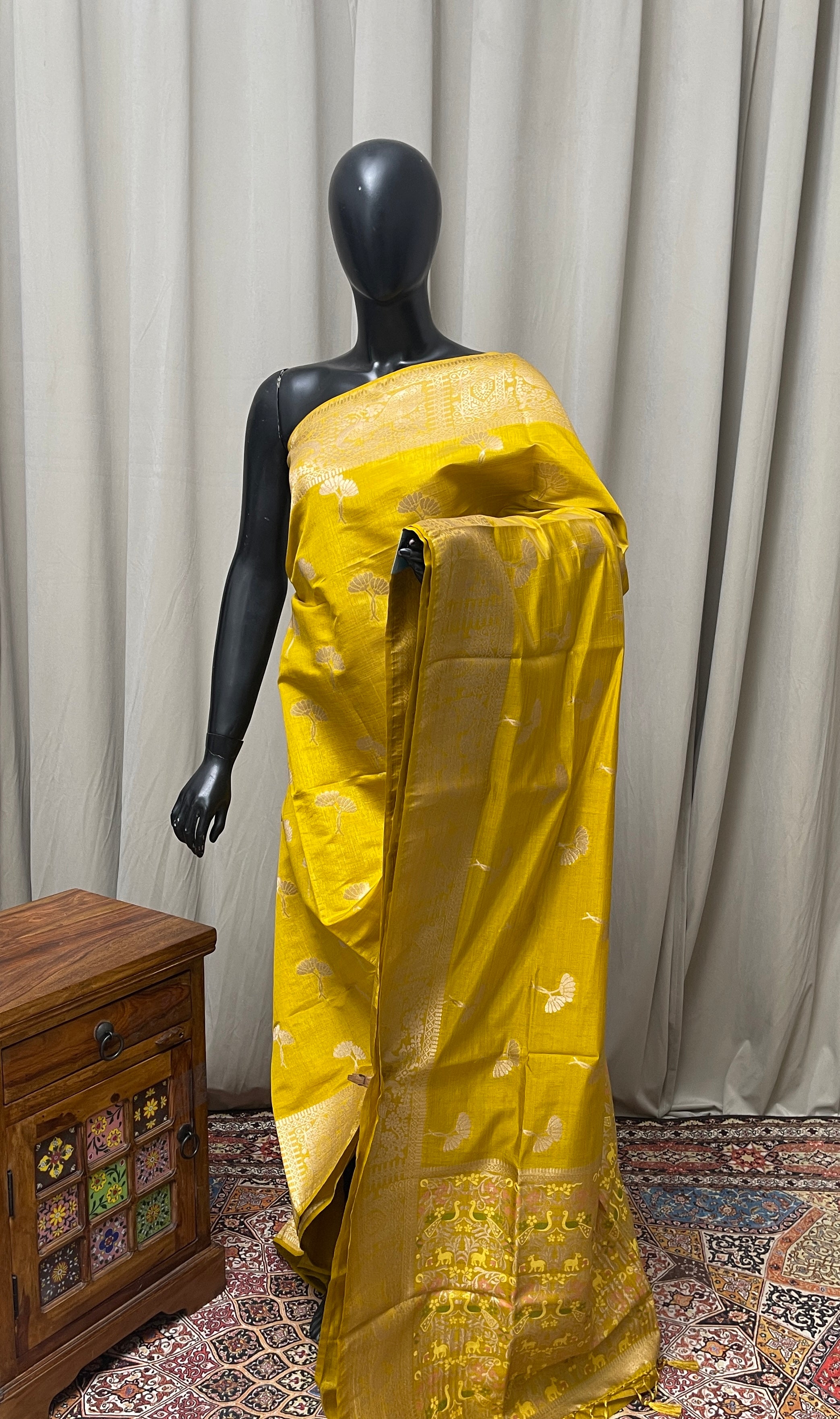 Mustard Yellow Semi Tussar Saree With Zari Buttas Pattern