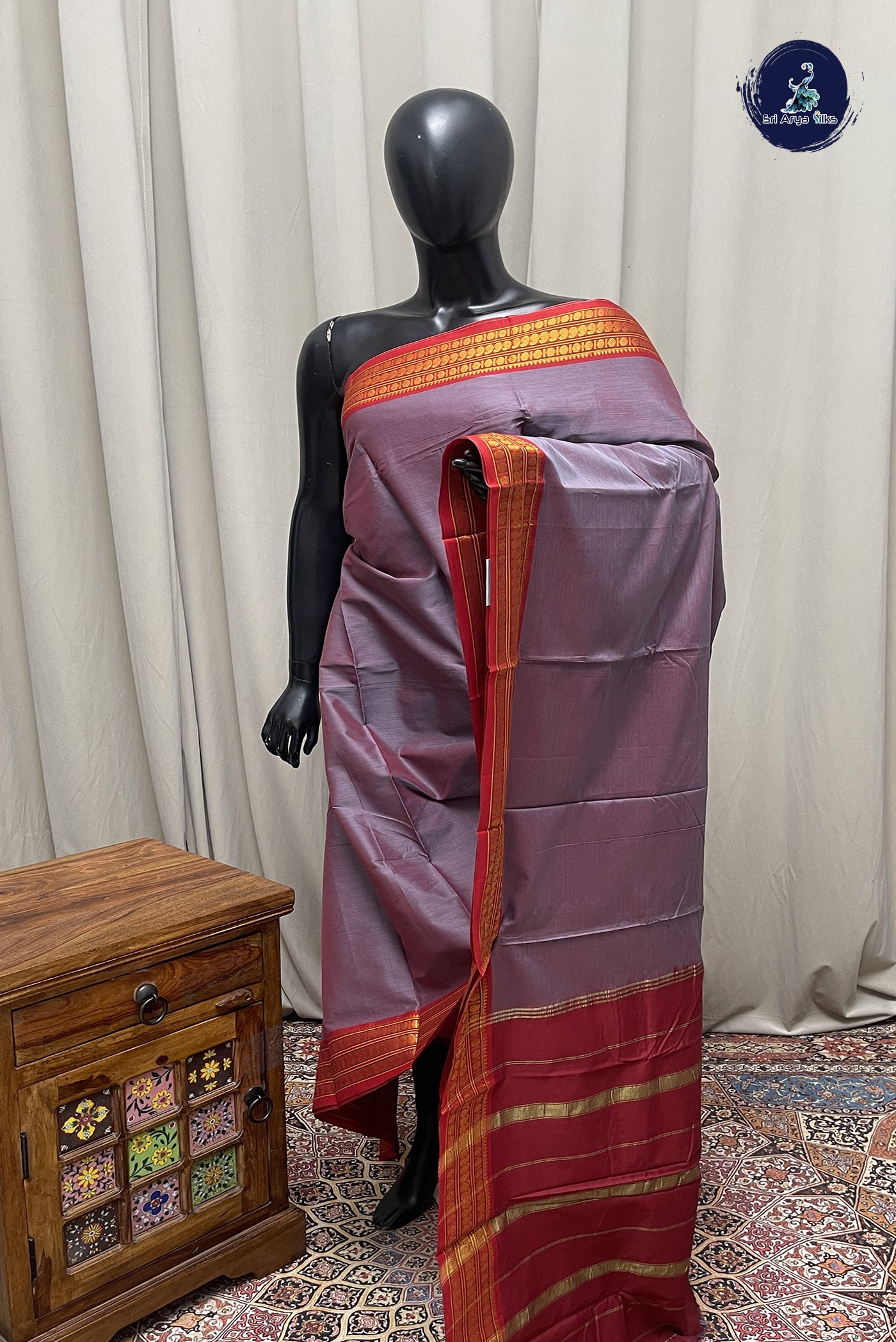 Greyish Purple Budget Semi Silk Cotton Saree With Plain Pattern