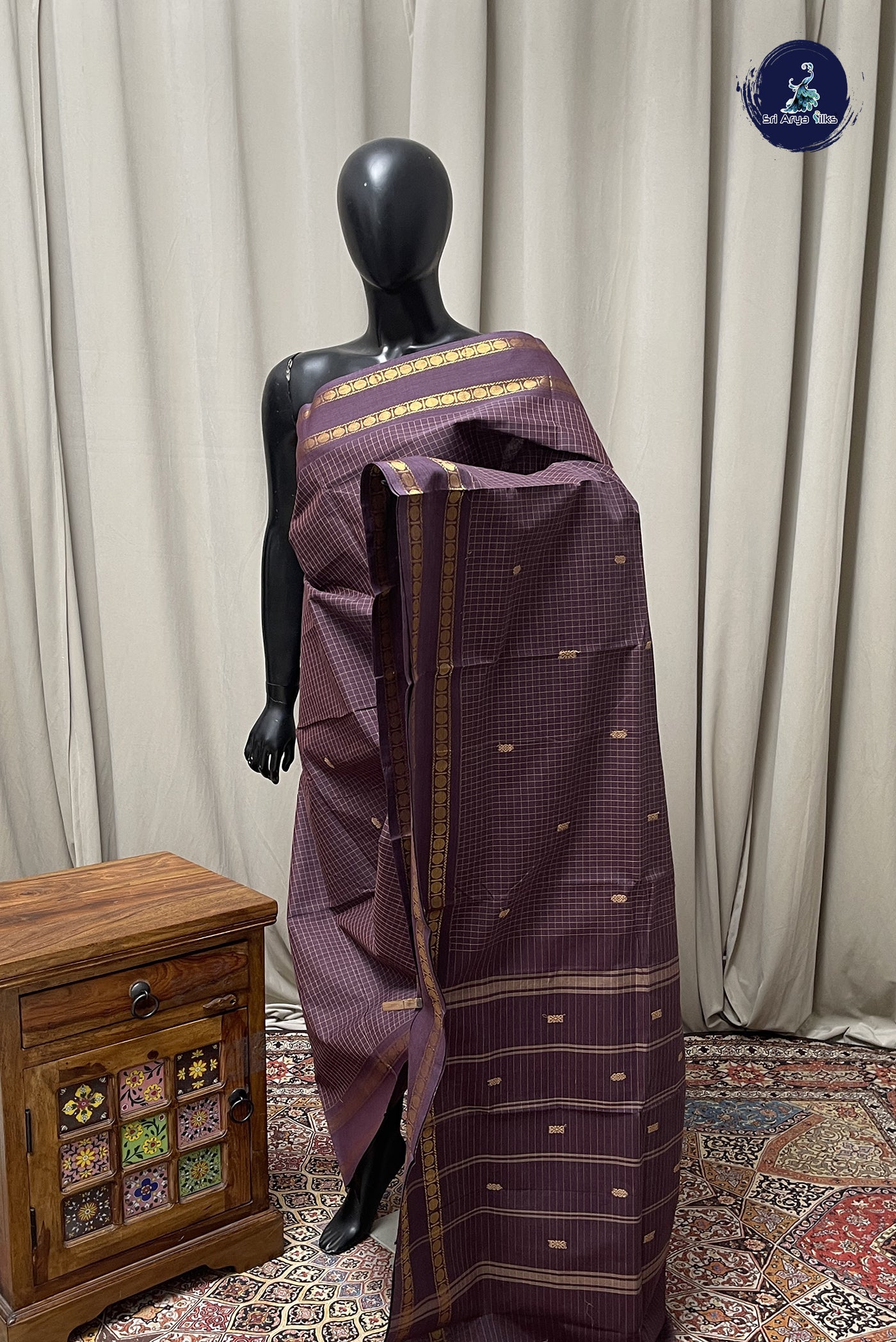Dual Tone Brown Chettinad Cotton Saree With Checked Pattern