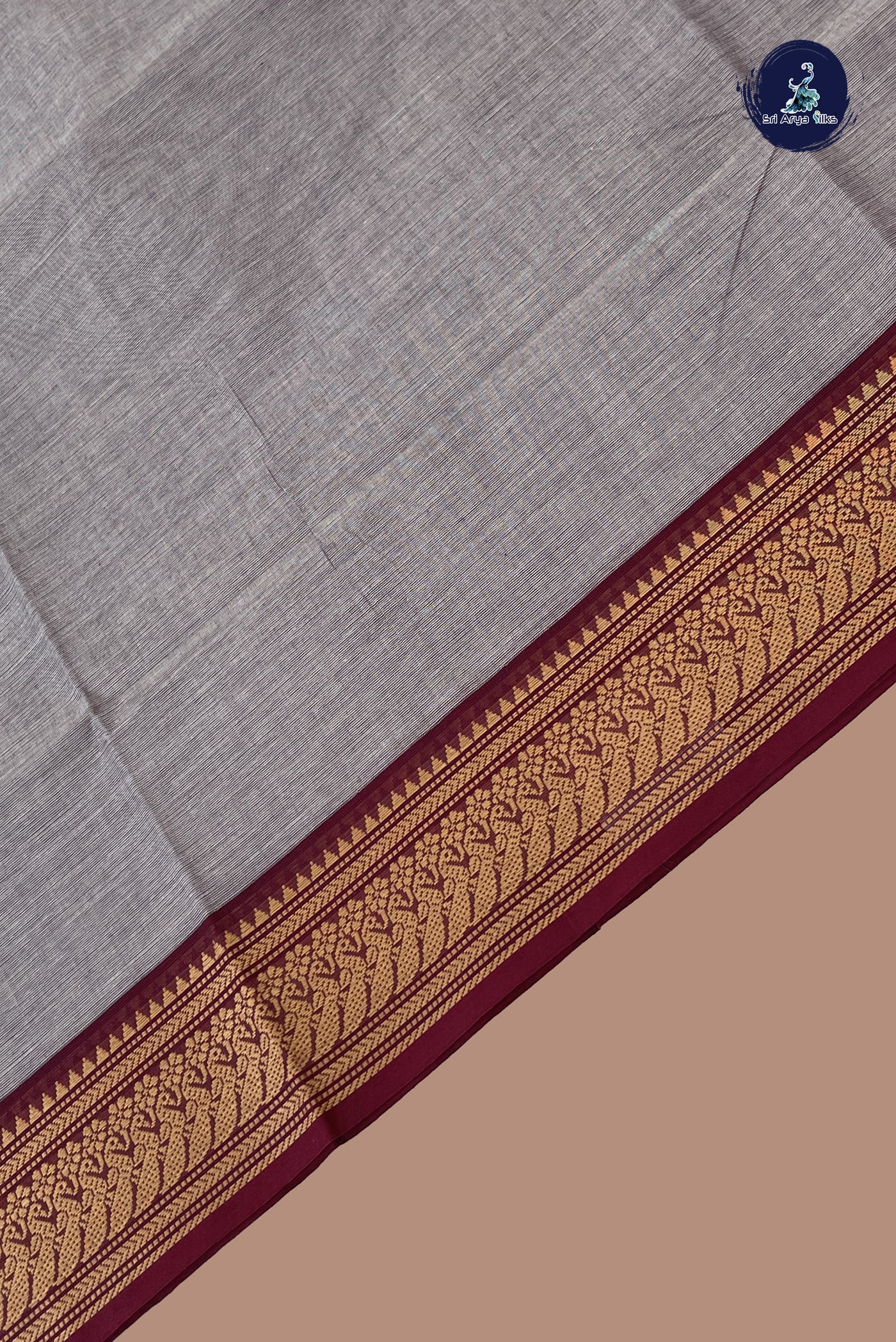 Grey Chettinad Cotton Saree With Plain Pattern
