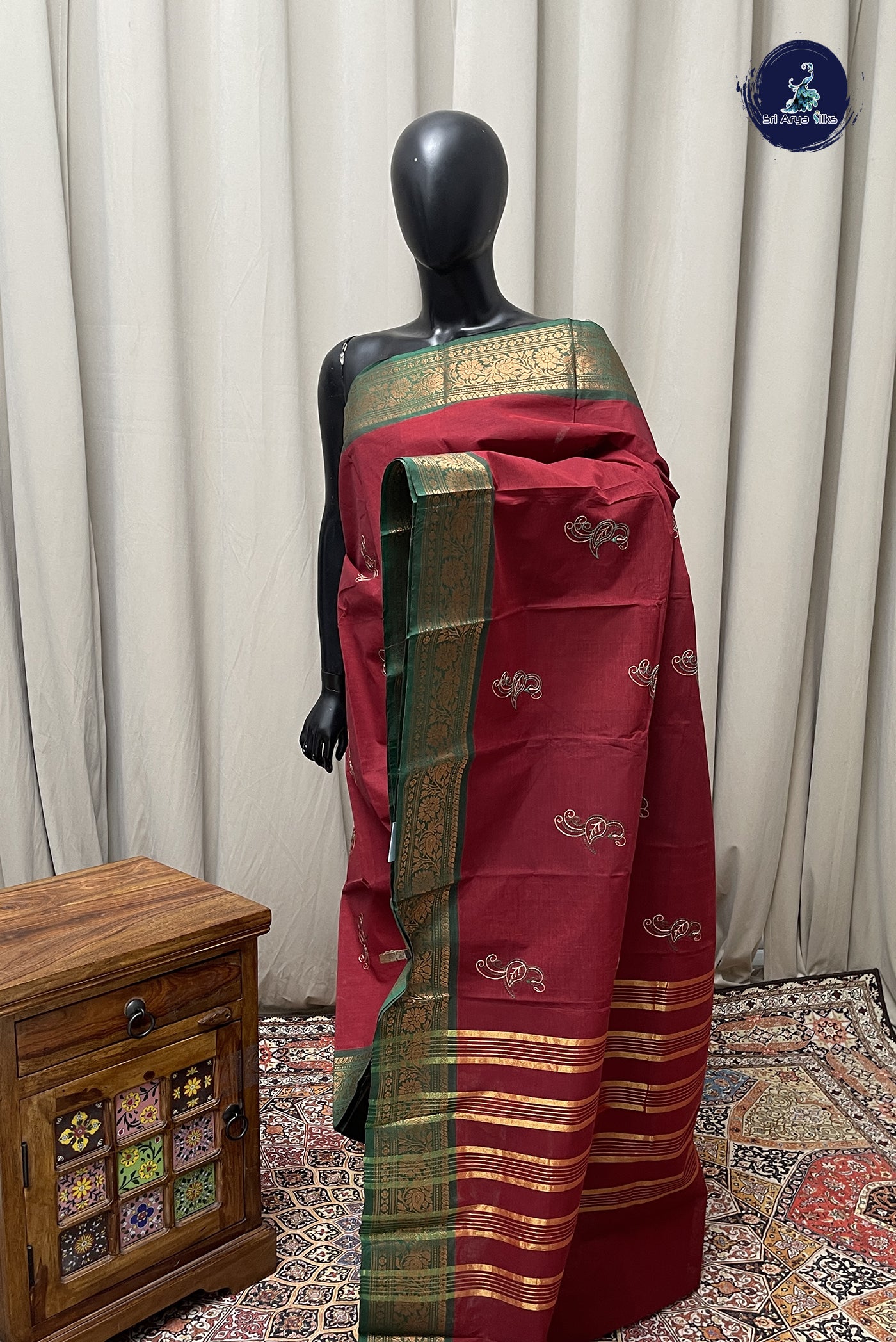 Arakku Chettinad Cotton Saree With Buttas Pattern