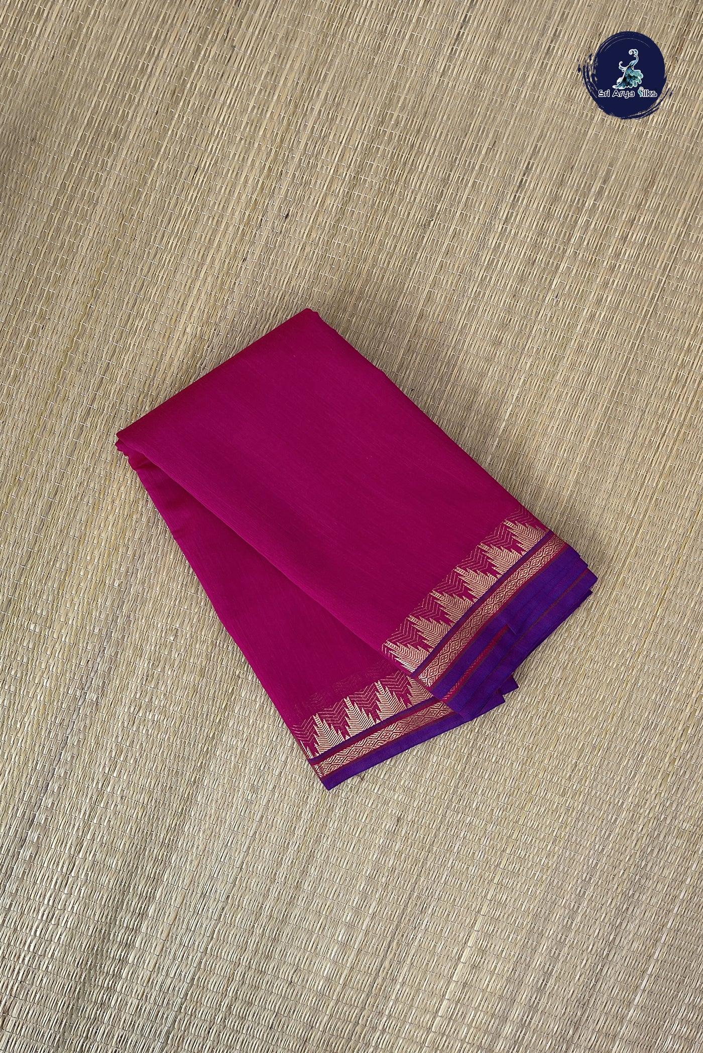 Magenta Budget Semi Silk Cotton Saree With Plain Pattern