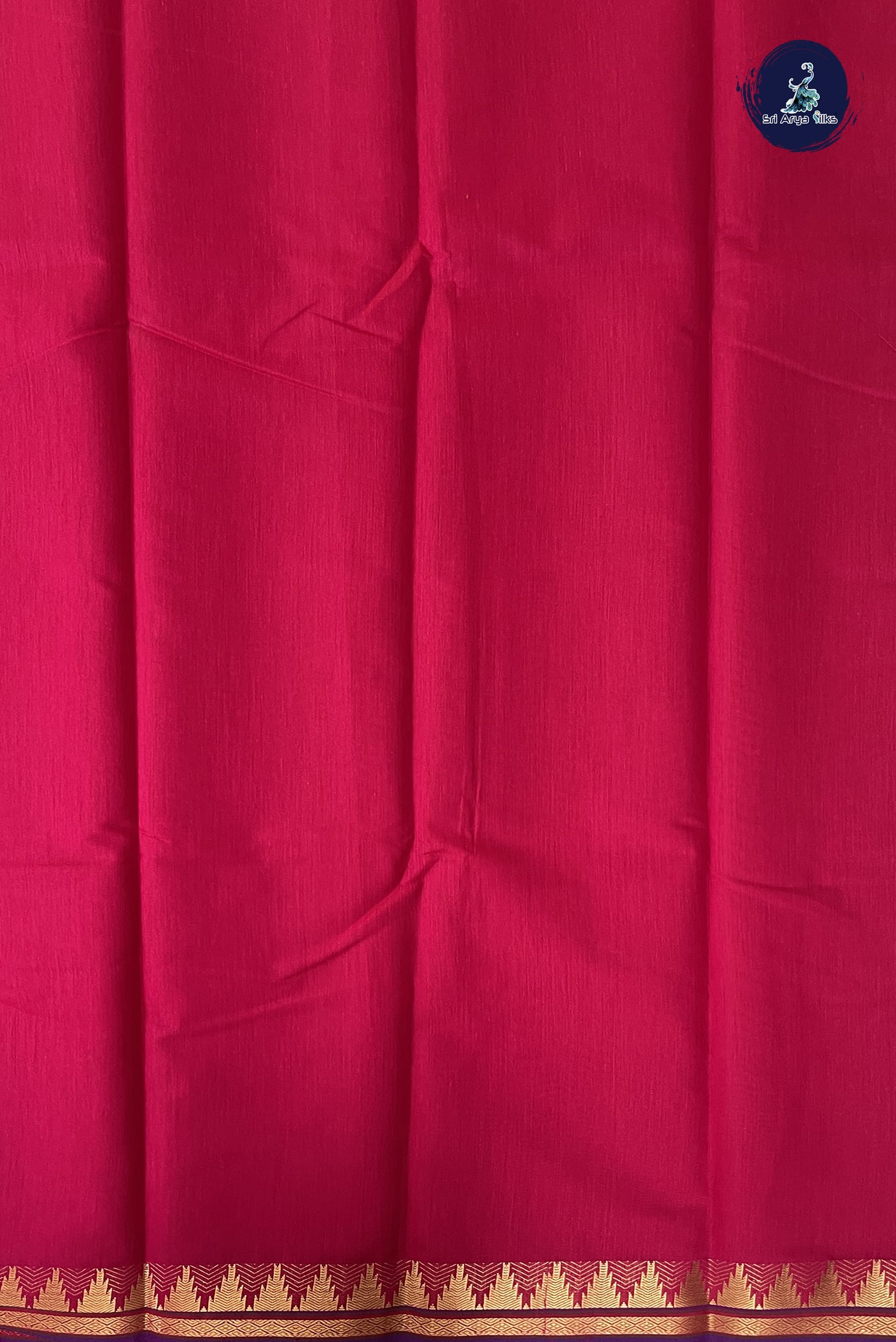 Magenta Pink Budget Semi Silk Cotton Saree With Plain Pattern