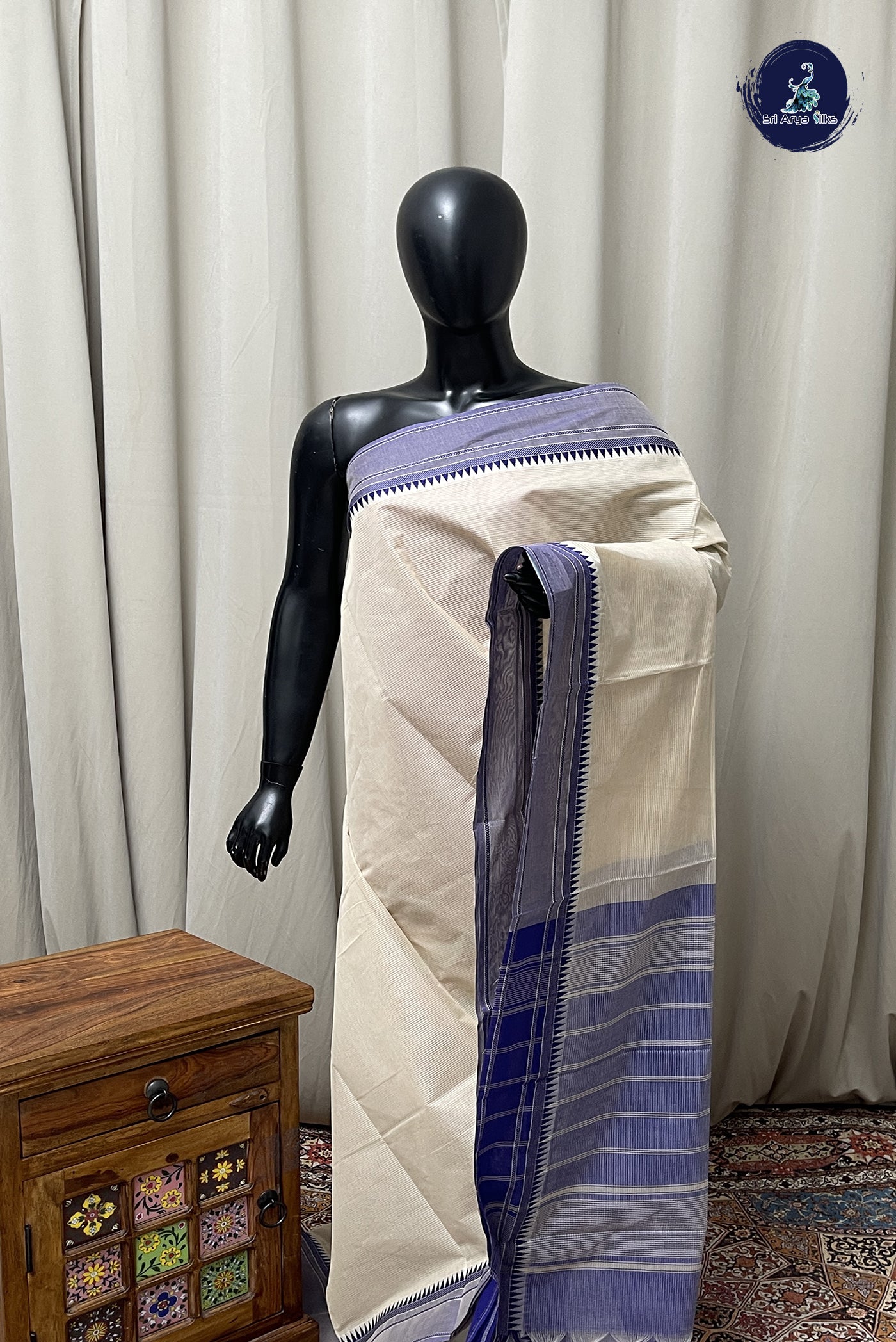 Chikku Shade Cotton Saree With Doria Lines Pattern