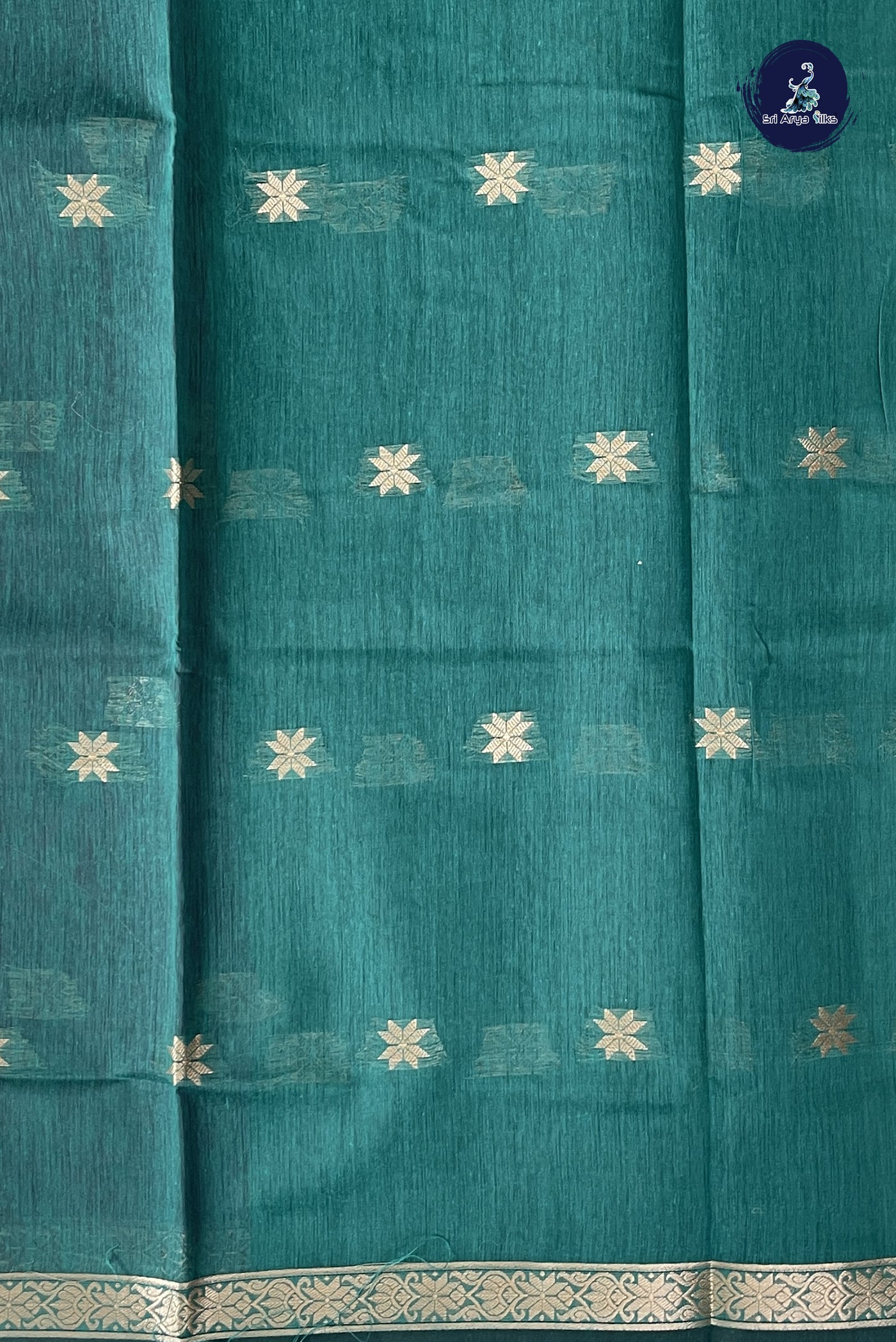 Dual Tone Wine Maheshwari Silk Saree With Zari Buttas Pattern