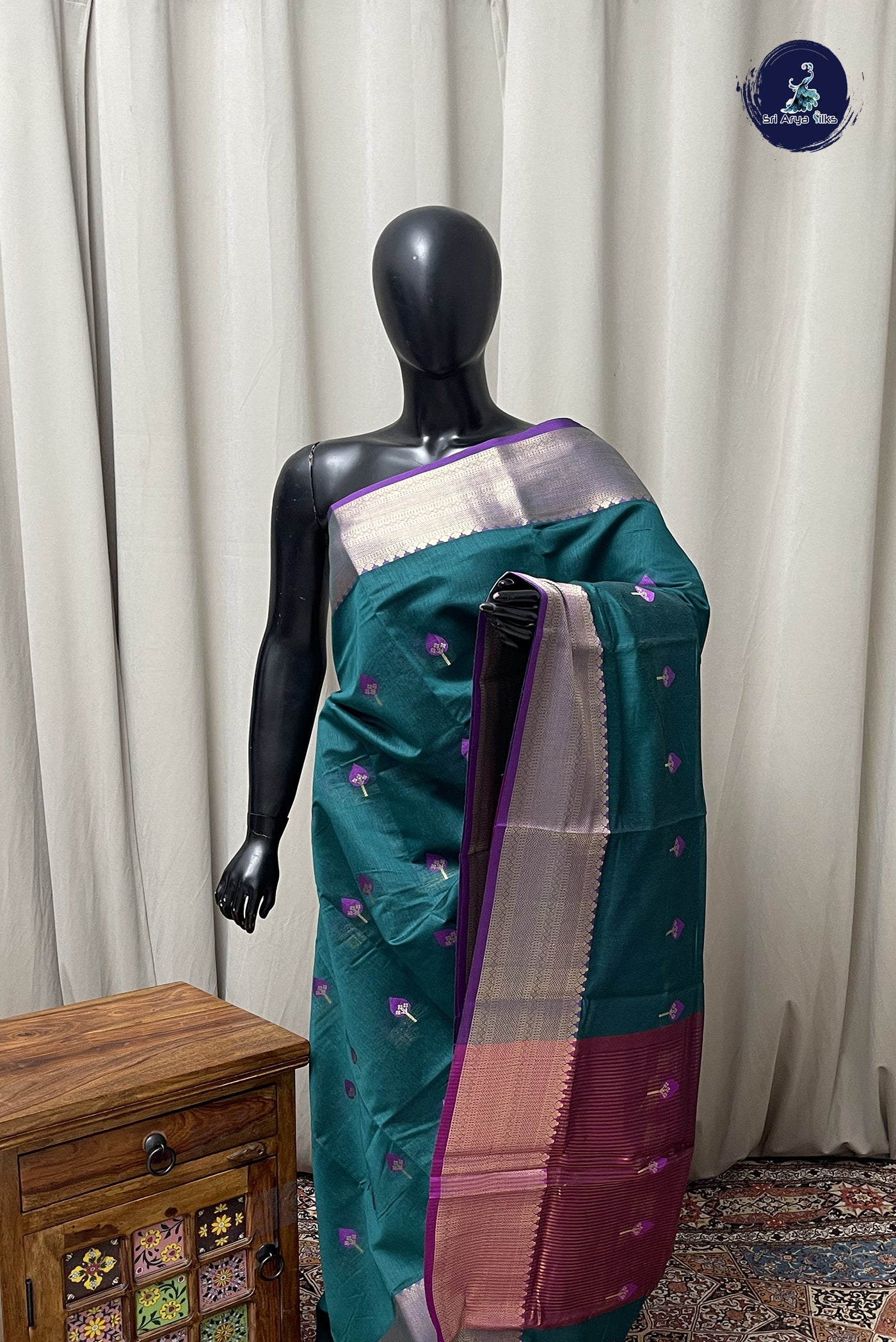 Green Mangalgiri Cotton Saree With Zari Buttas Pattern