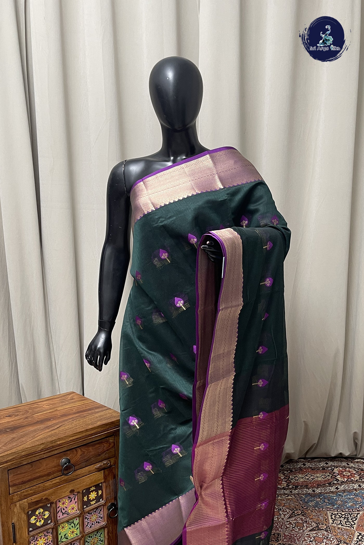 Green Mangalgiri Cotton Saree With Zari Buttas Pattern
