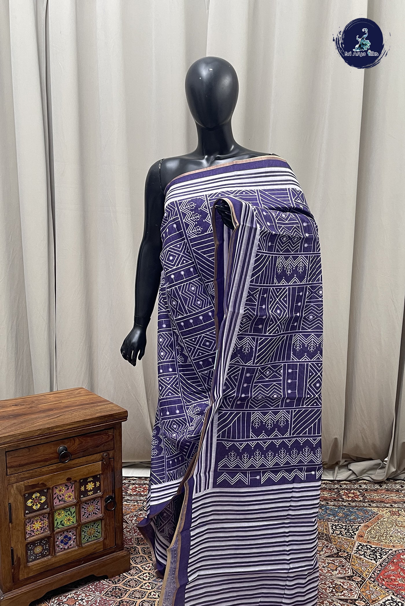 Violet Linen Saree With Printed Pattern