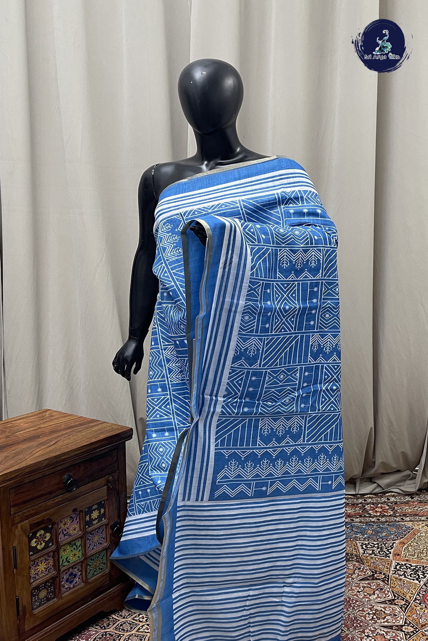 Blue Linen Saree With Printed Pattern