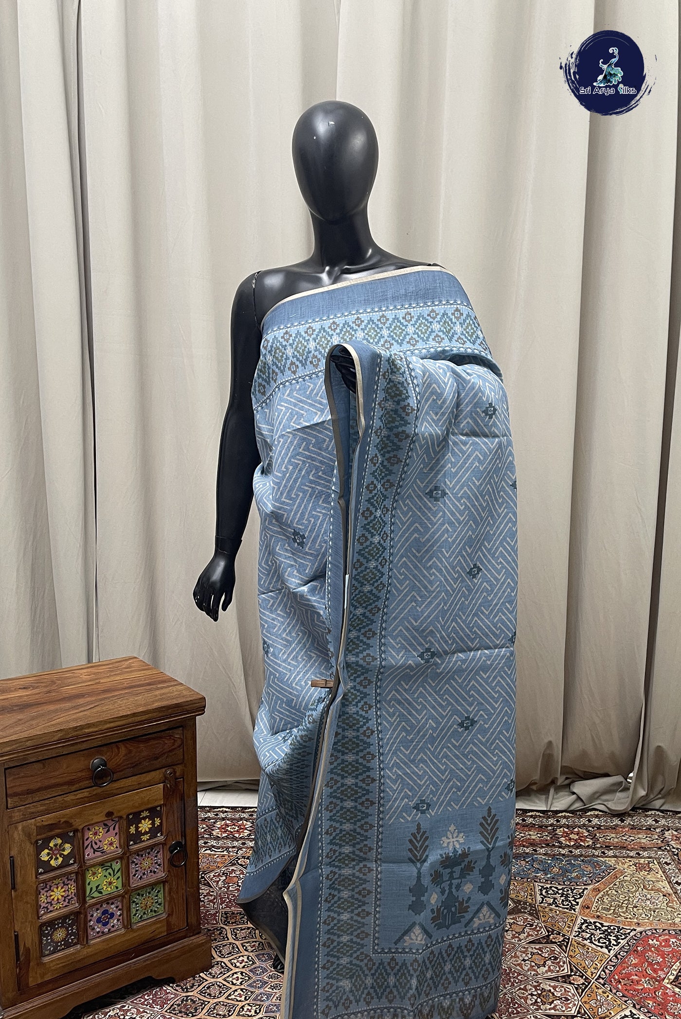 Blue Linen Saree With Printed Pattern