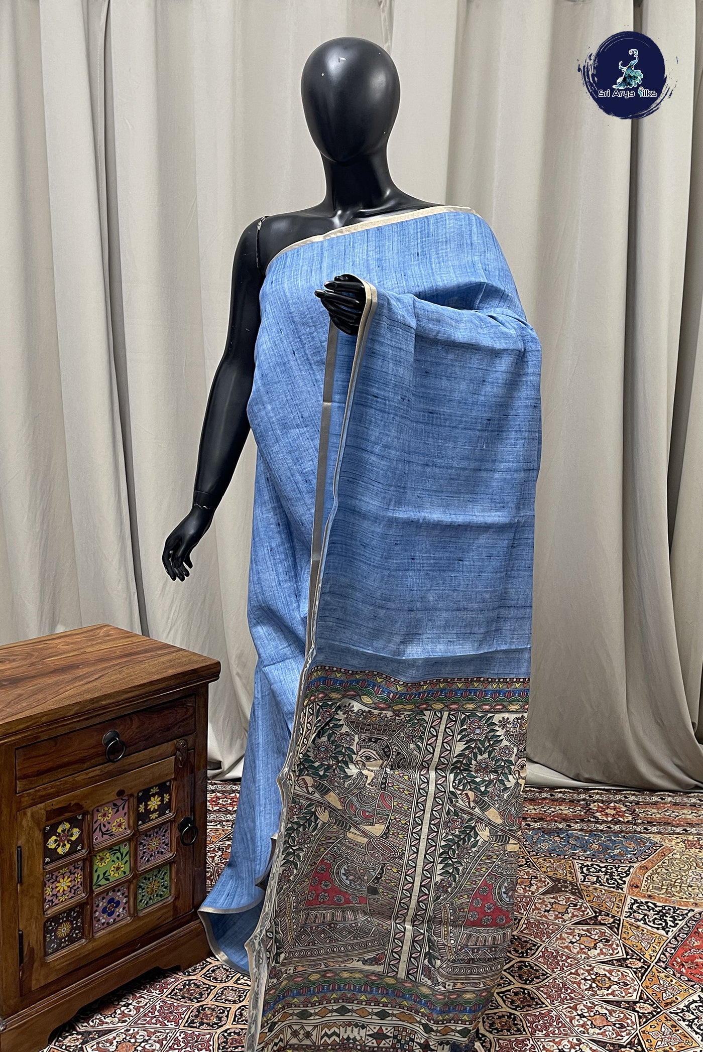 Blue Linen Saree With Plain Pattern