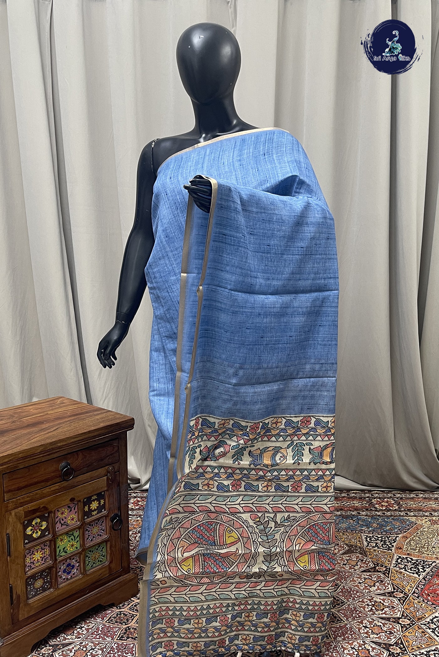 Blue Linen Saree With Plain Pattern