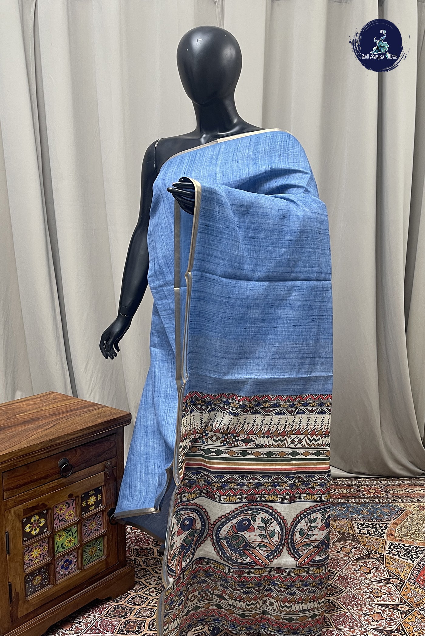 Blue Linen Saree With Plain Pattern