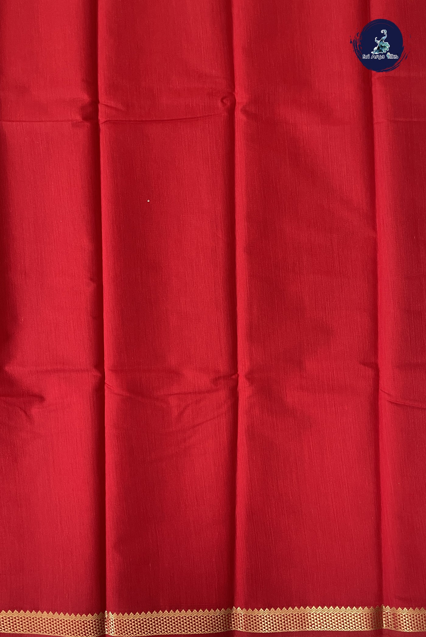 Red Budget Semi Silk Cotton Saree With Plain Pattern