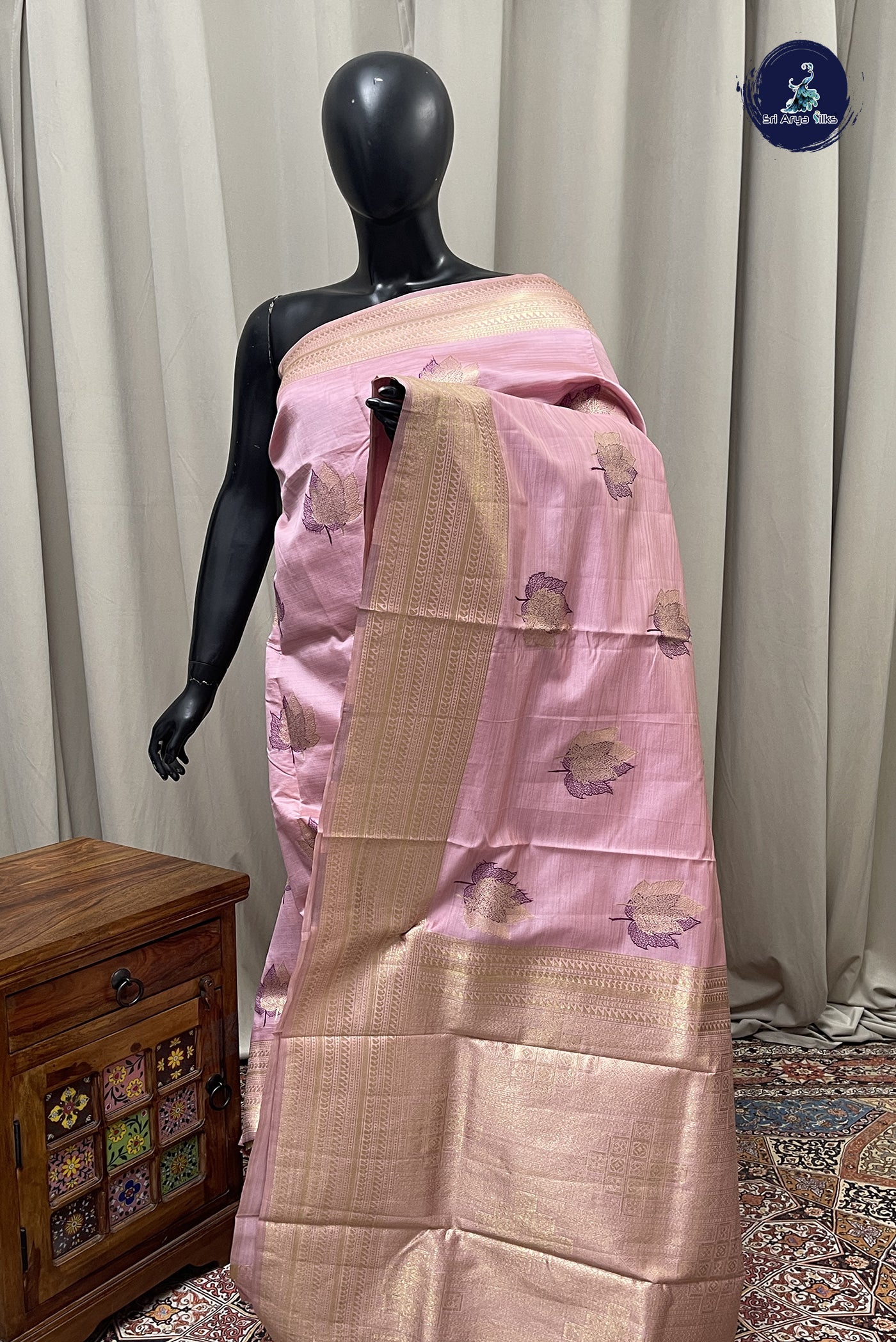 Pink Semi Tussar Saree With Buttas Pattern