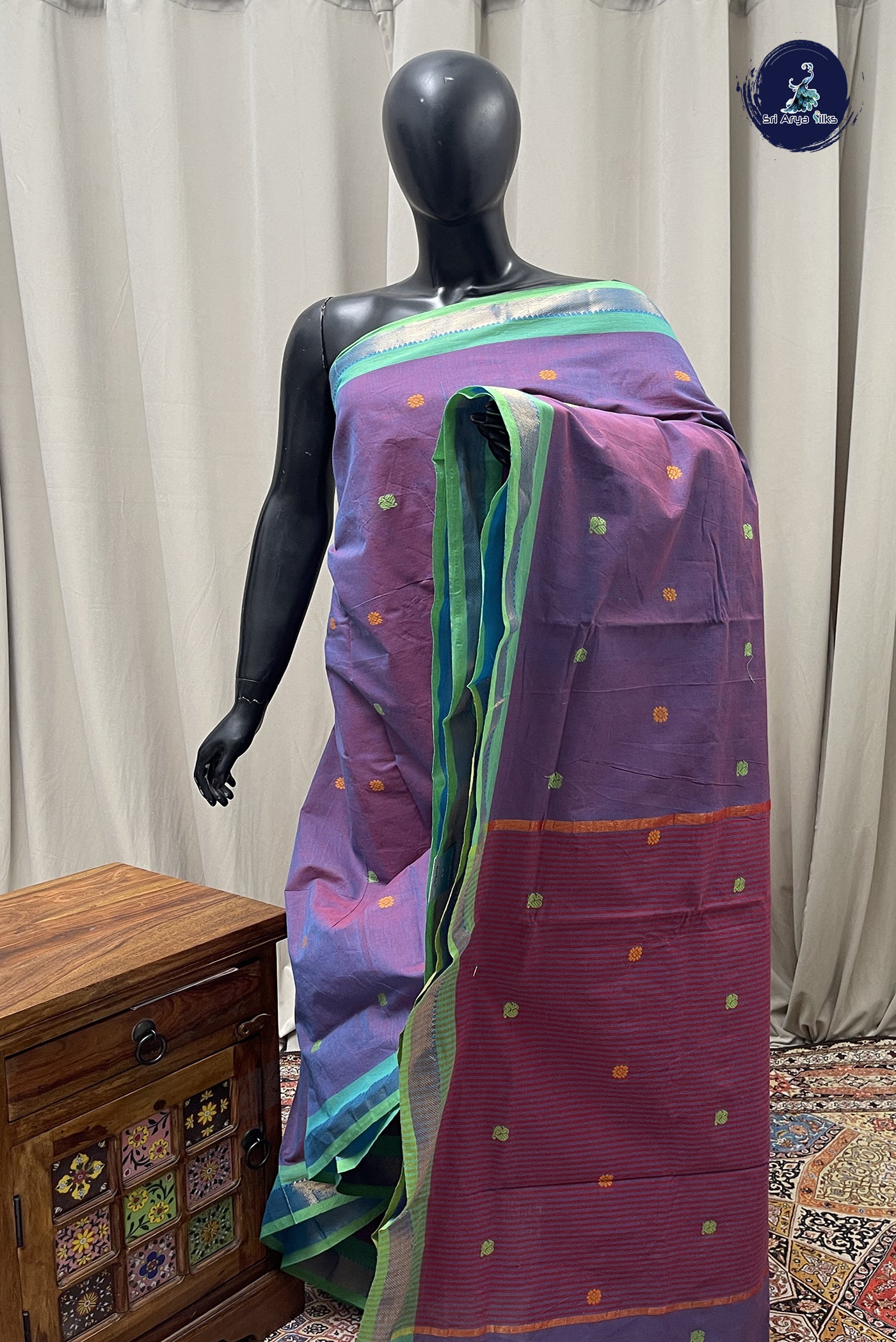 Dual Tone Purple Kanchi Cotton Saree With Buttas Pattern