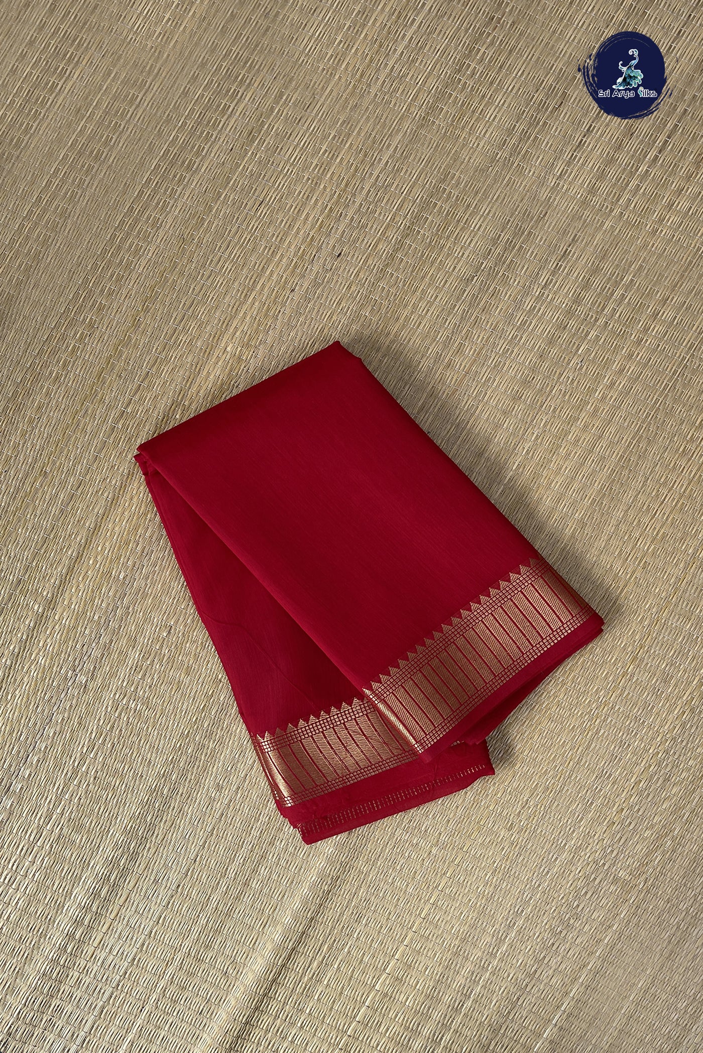 Red Budget Semi Silk Cotton Saree With Plain Pattern