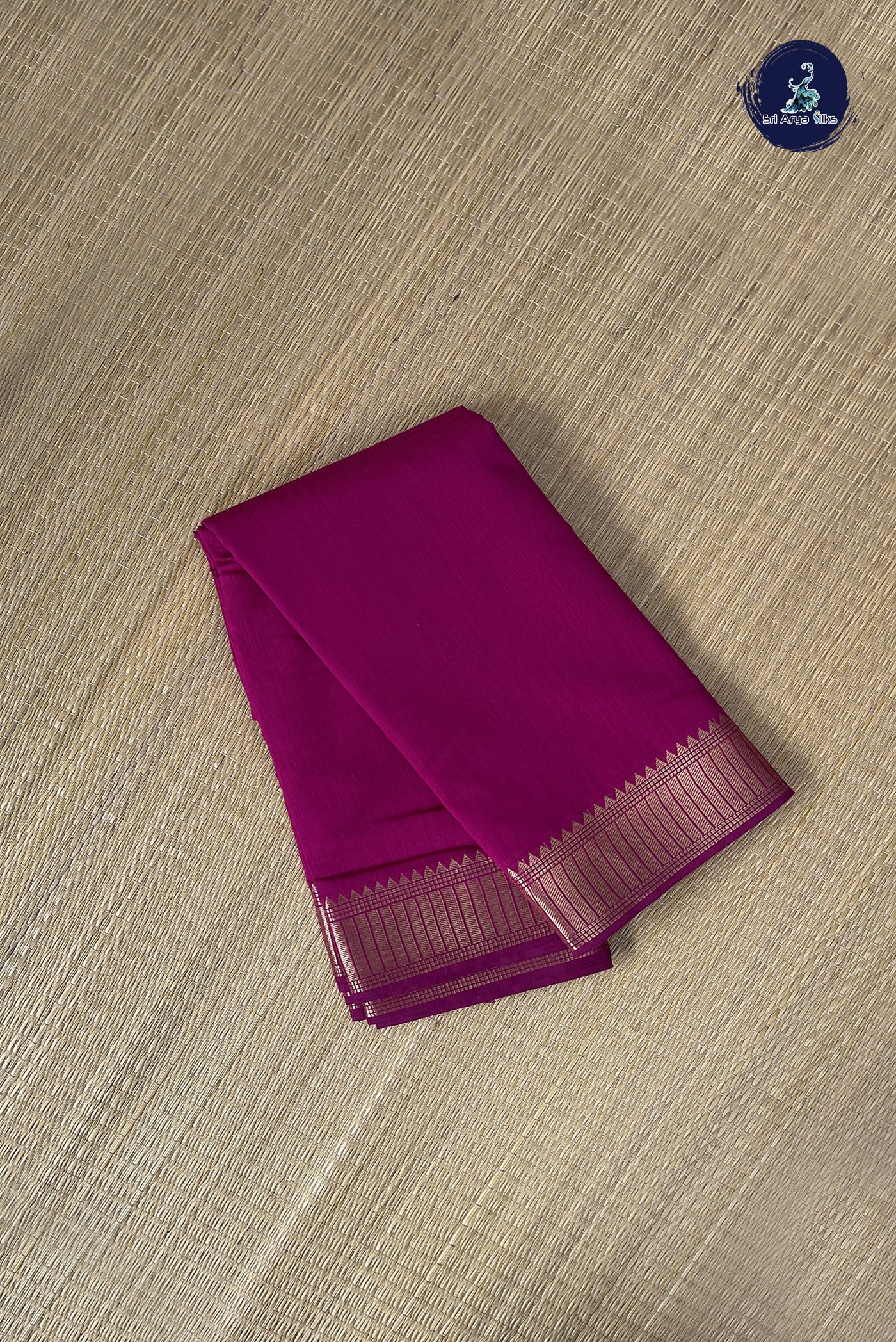 Magenta Budget Semi Silk Cotton Saree With Plain Pattern