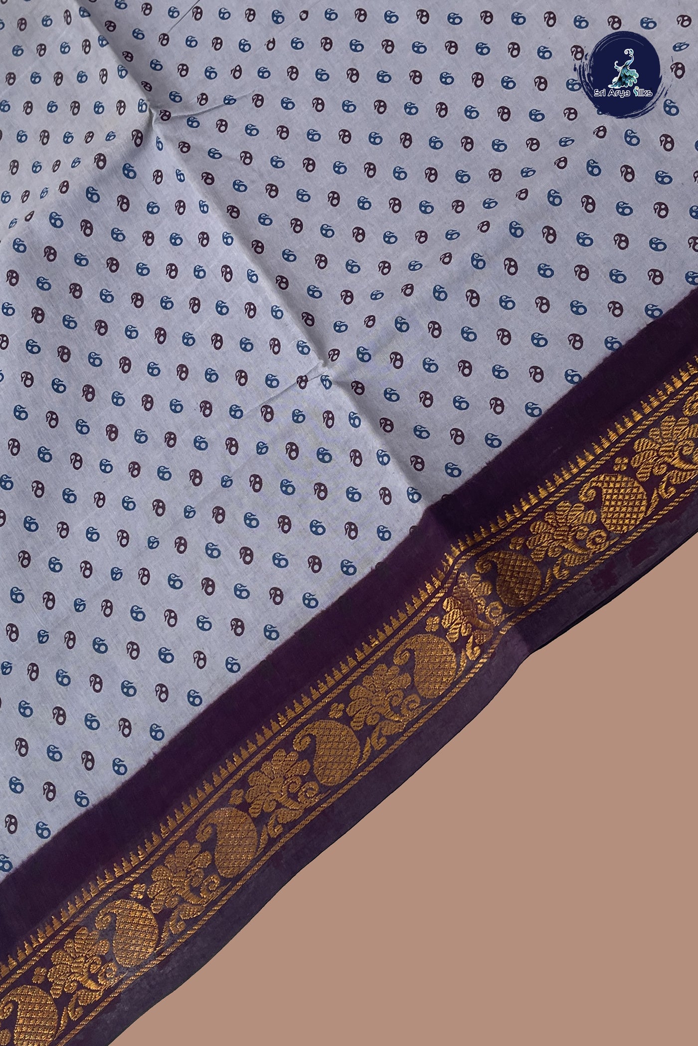 Grey Cotton Saree With Printed Pattern