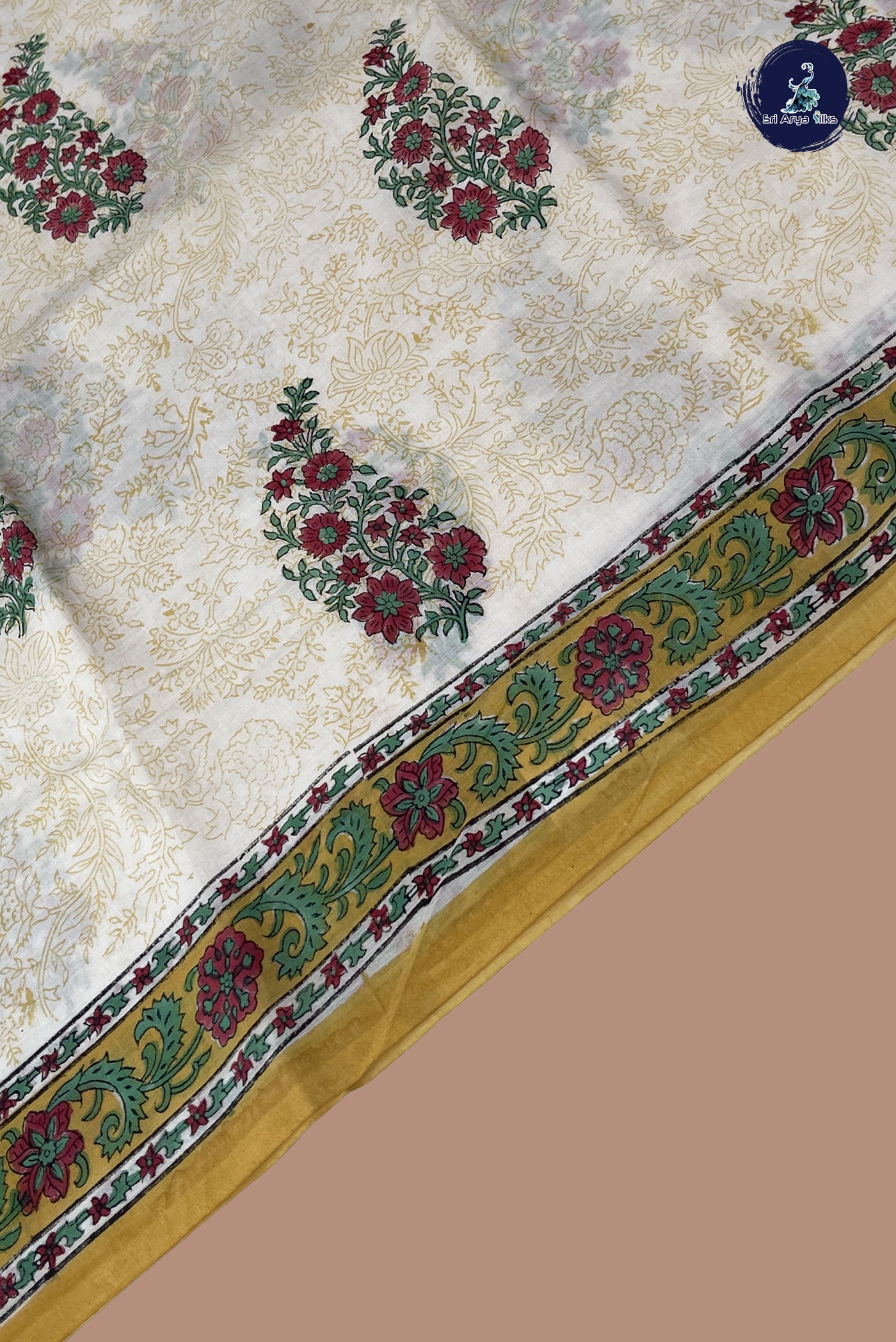 Off White Cotton Saree With Printed Pattern
