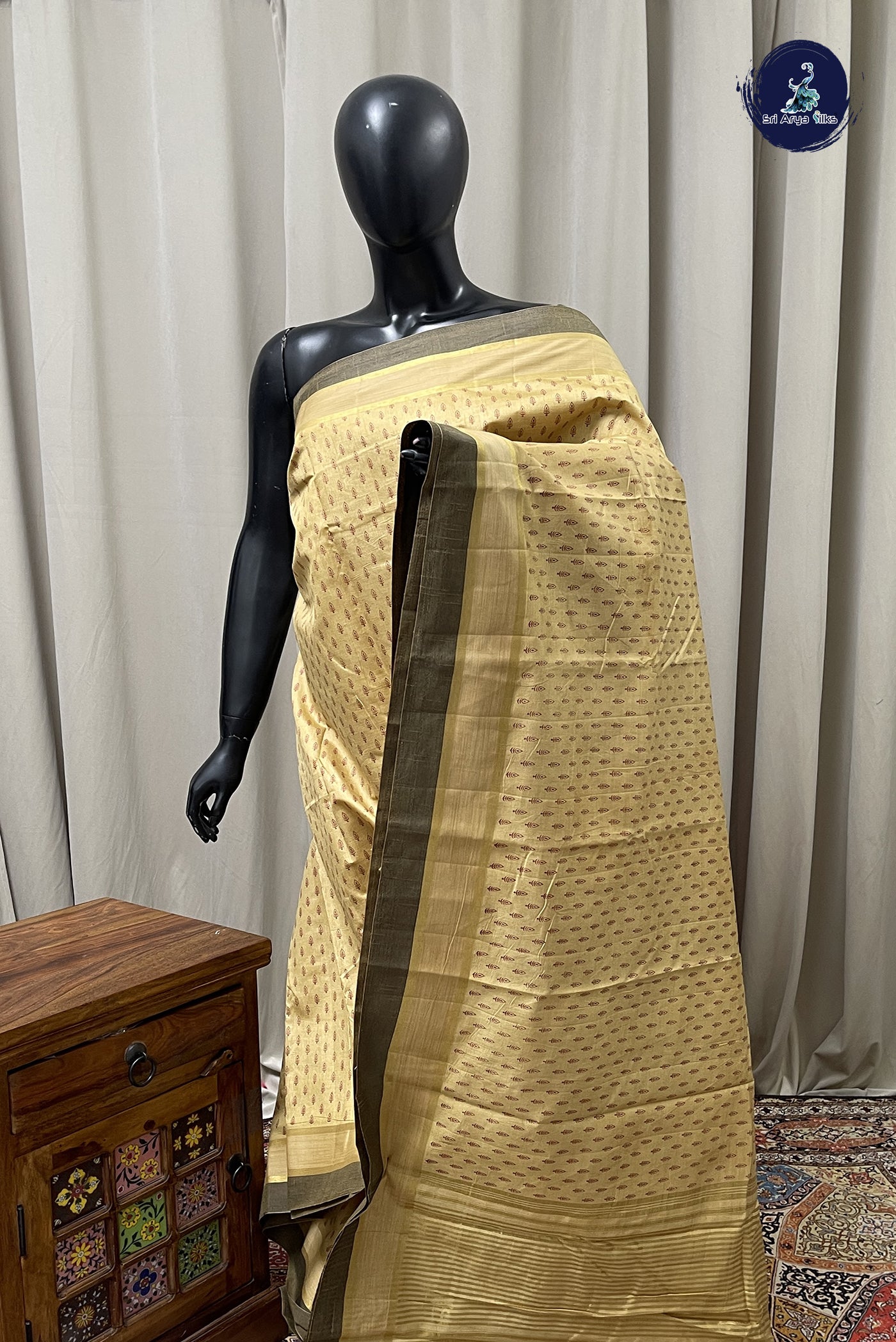 Cream Semi Tussar Saree With Printed Pattern