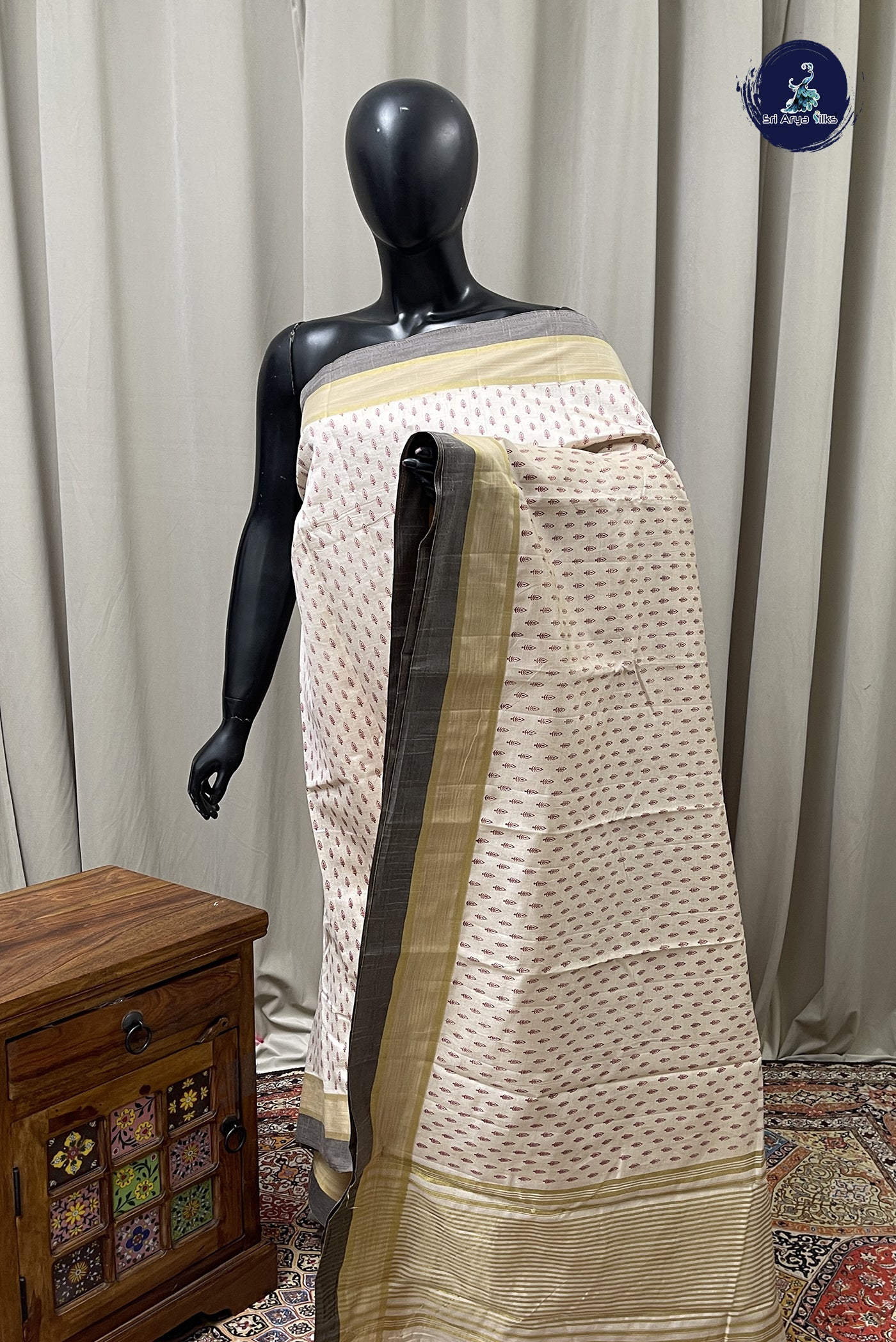 Off White Semi Tussar Saree With Printed Pattern